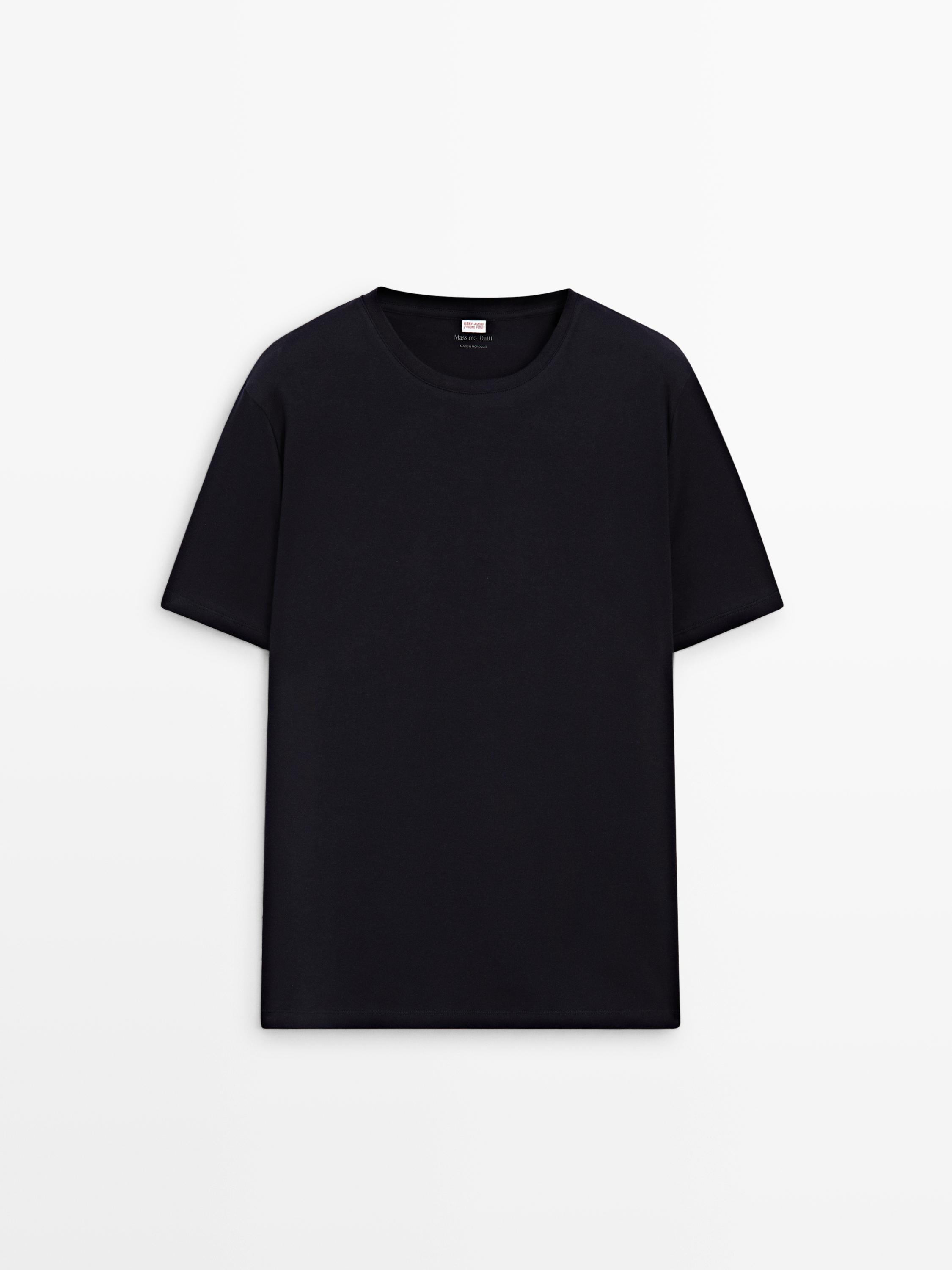 Short sleeve pyjama top and striped trousers — BLUE