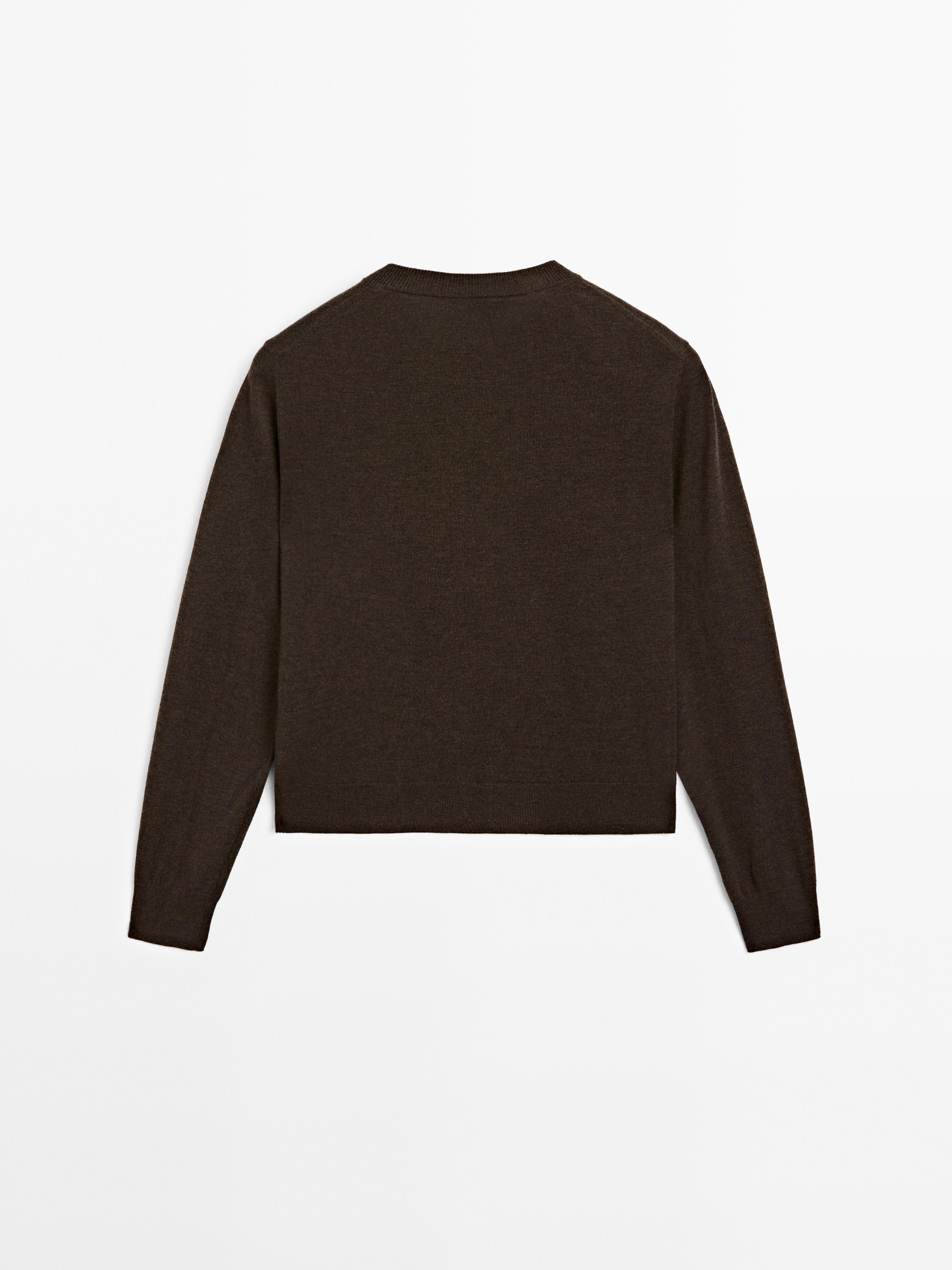 Wool blend knit cardigan with crew neck