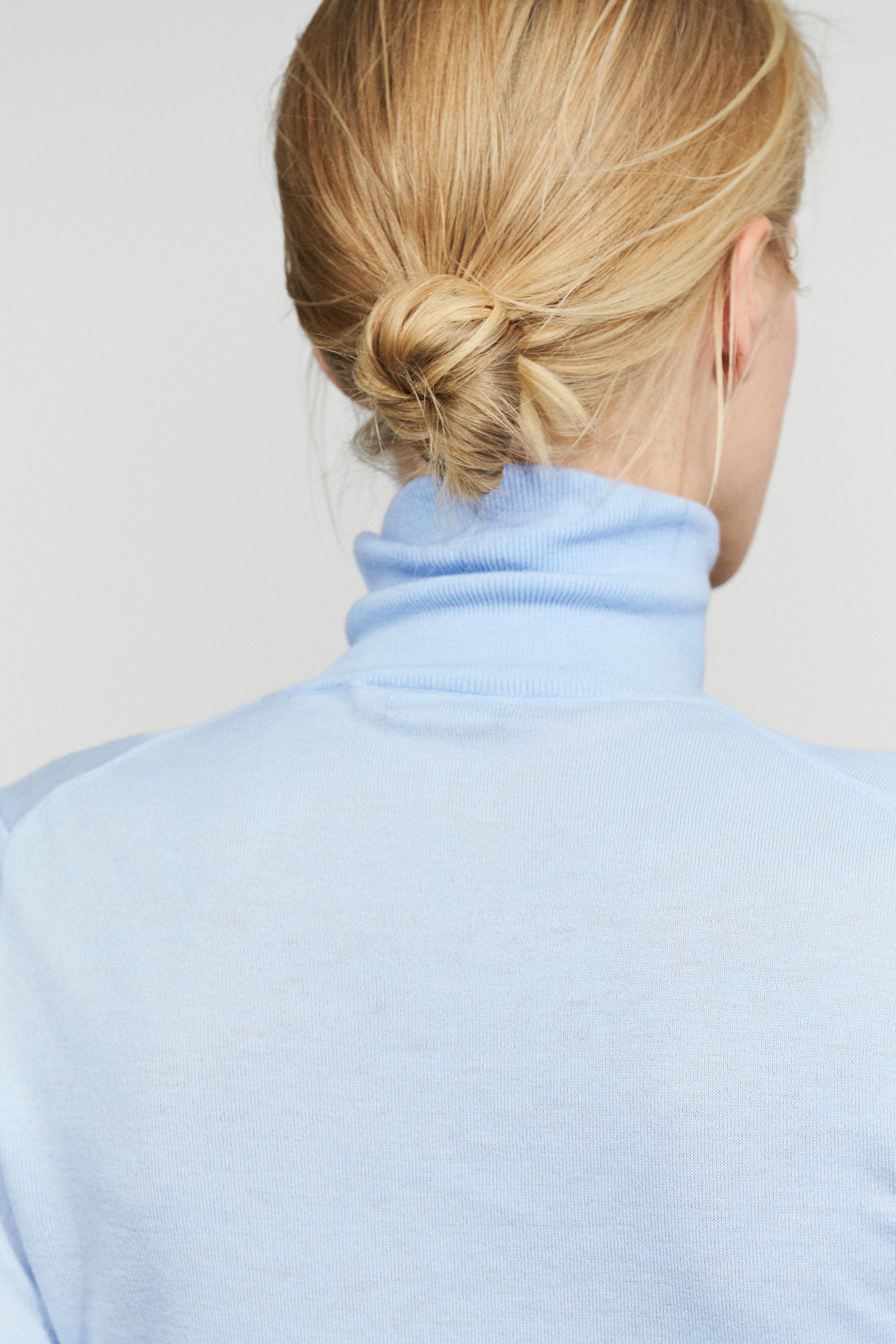 Wool-blend turtleneck knit sweater — SKY BLUE