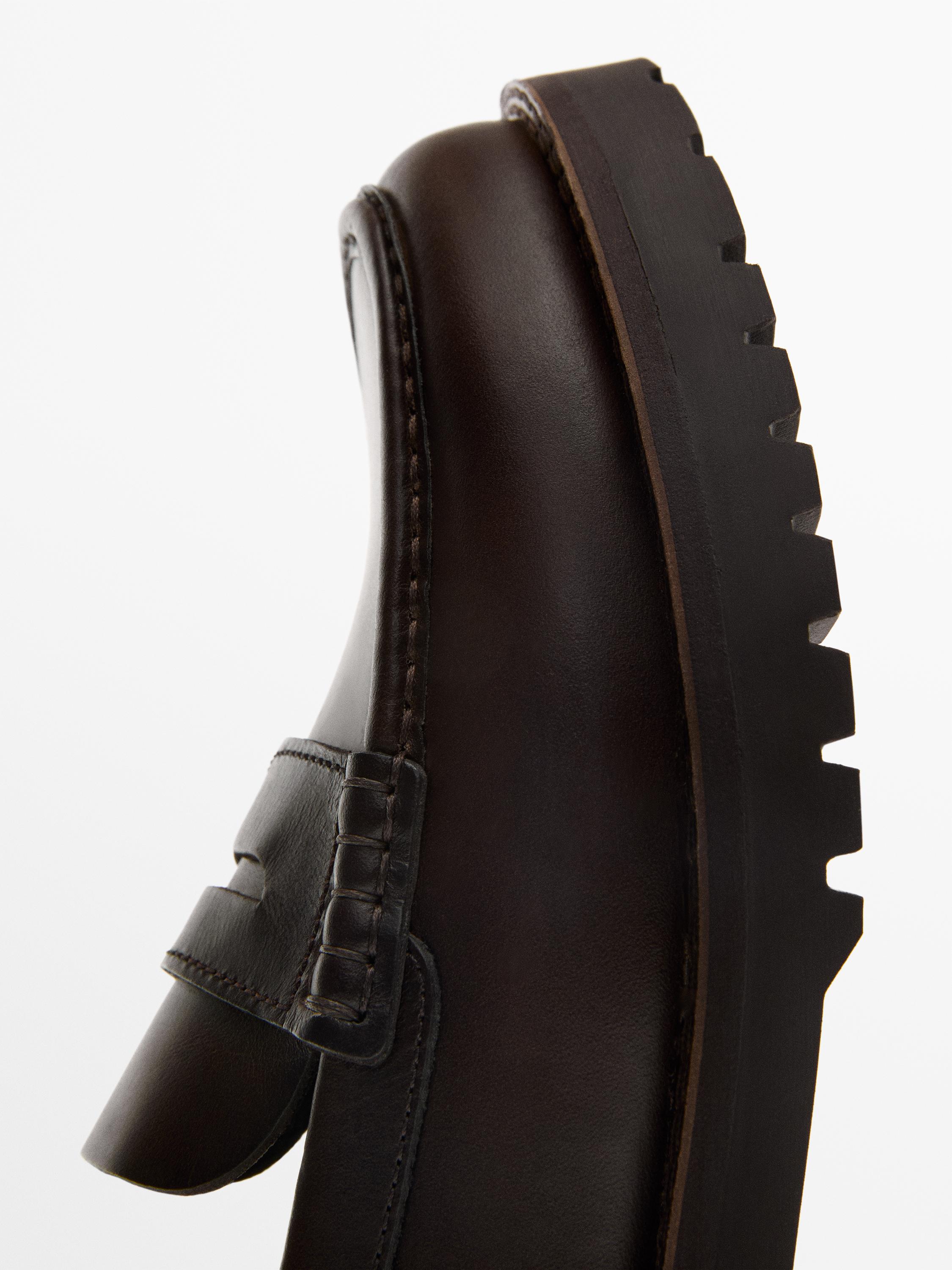 Moc toe loafers with track sole — BROWN