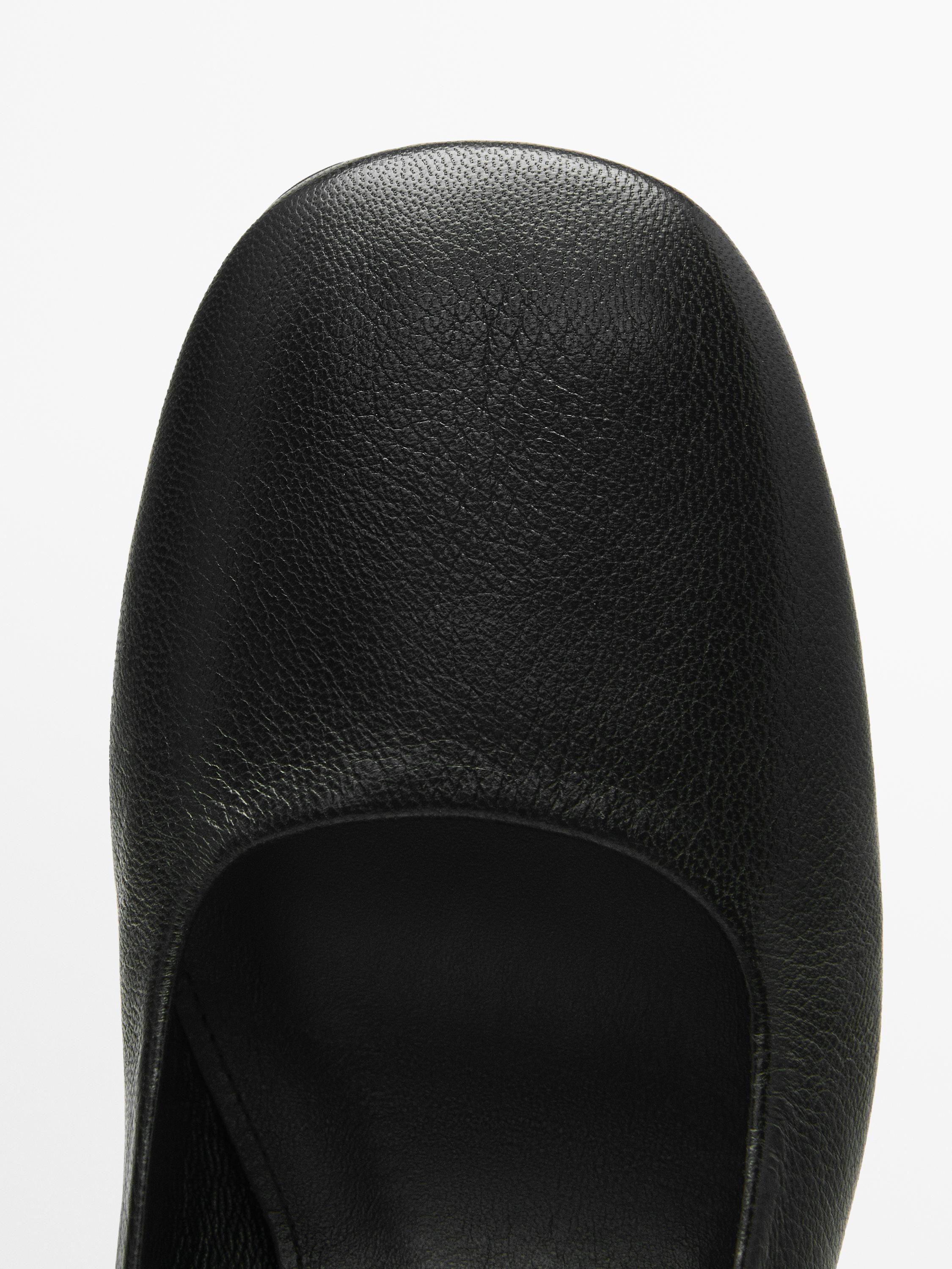 Zapato tacón tira hebilla