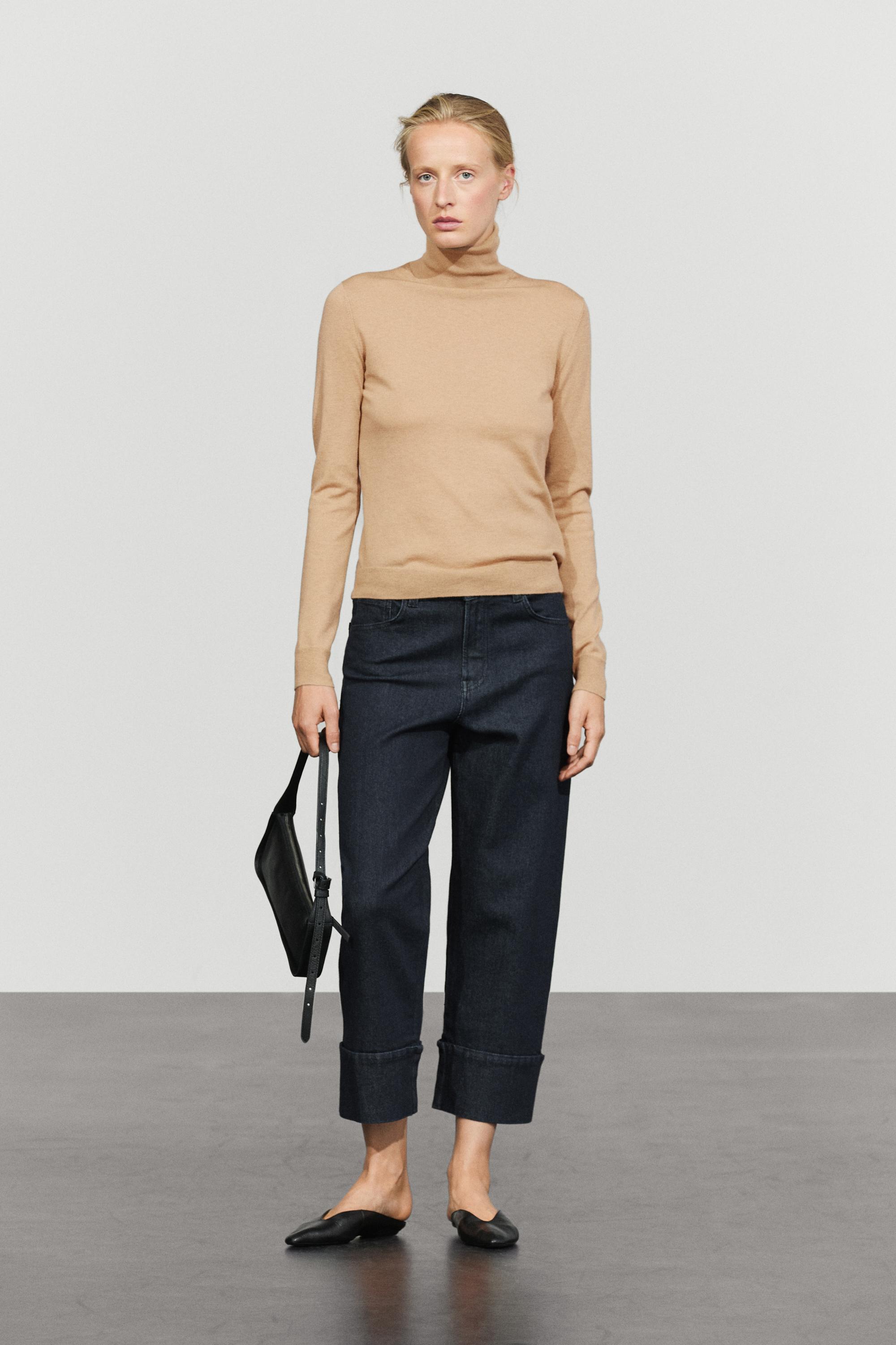 Wool-blend turtleneck knit sweater — CAMEL