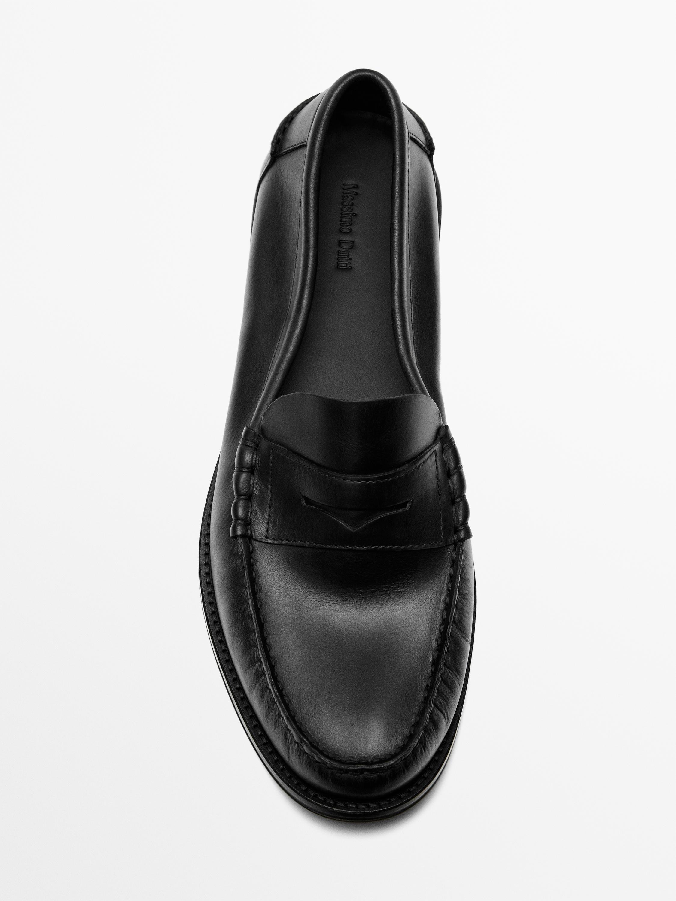 Mocassins en cuir huilé