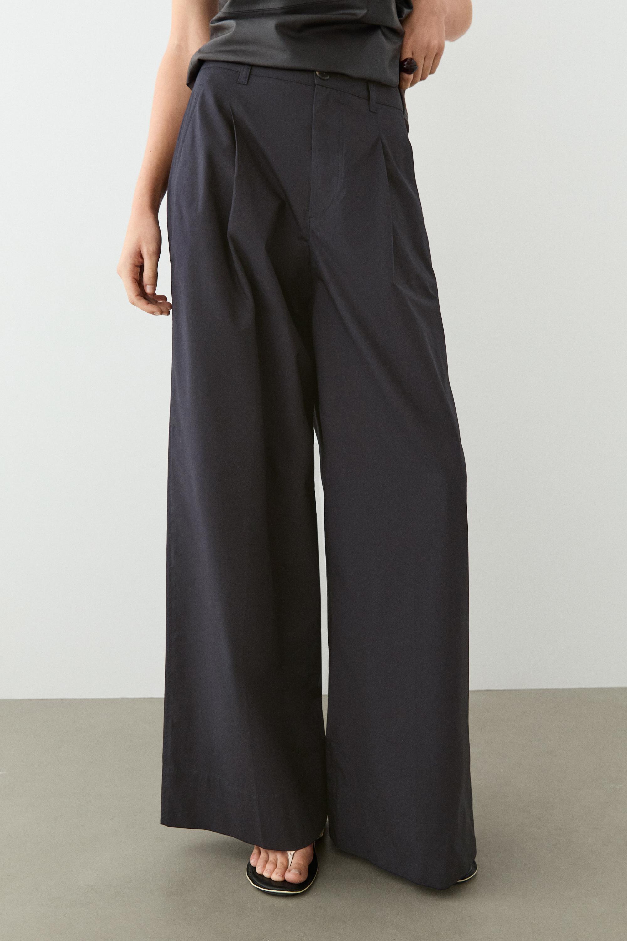 Pantalón ancho pliegues mezcla algodón