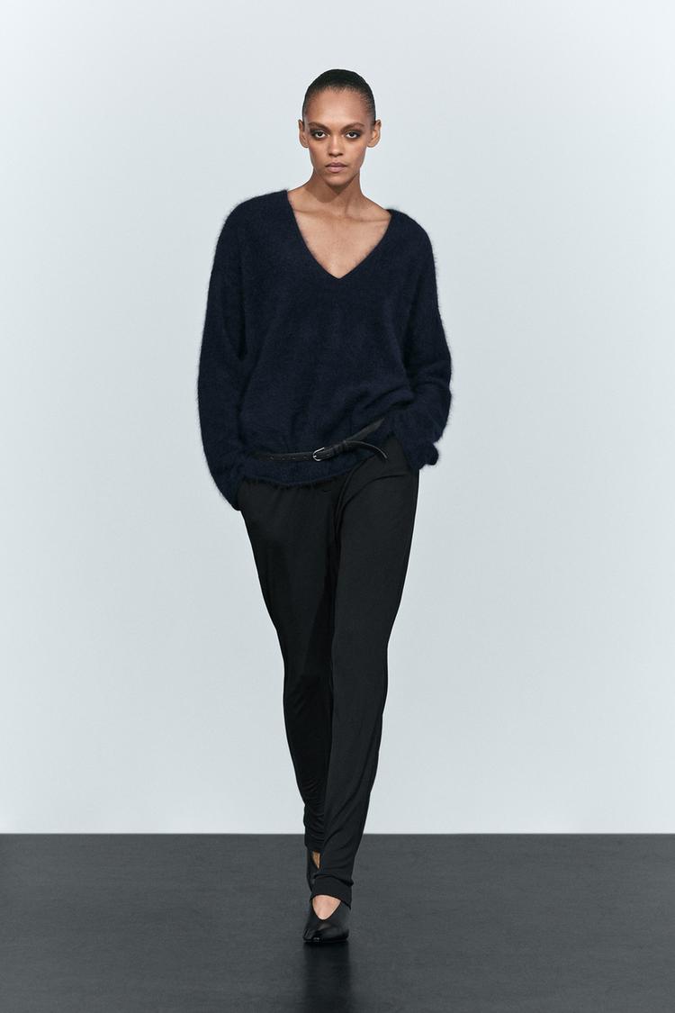 Oversize v-neck knit sweater — Dark Blue