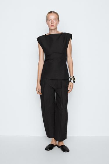 Fitted zip-detail top - STUDIO — BLACK 1