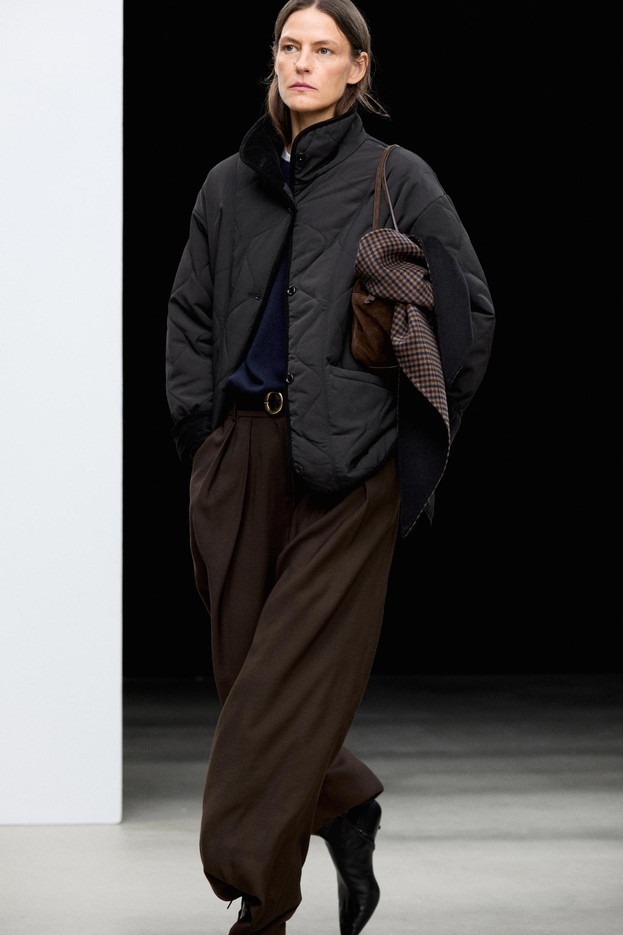Jacket with wavy stitching detail — BLACK