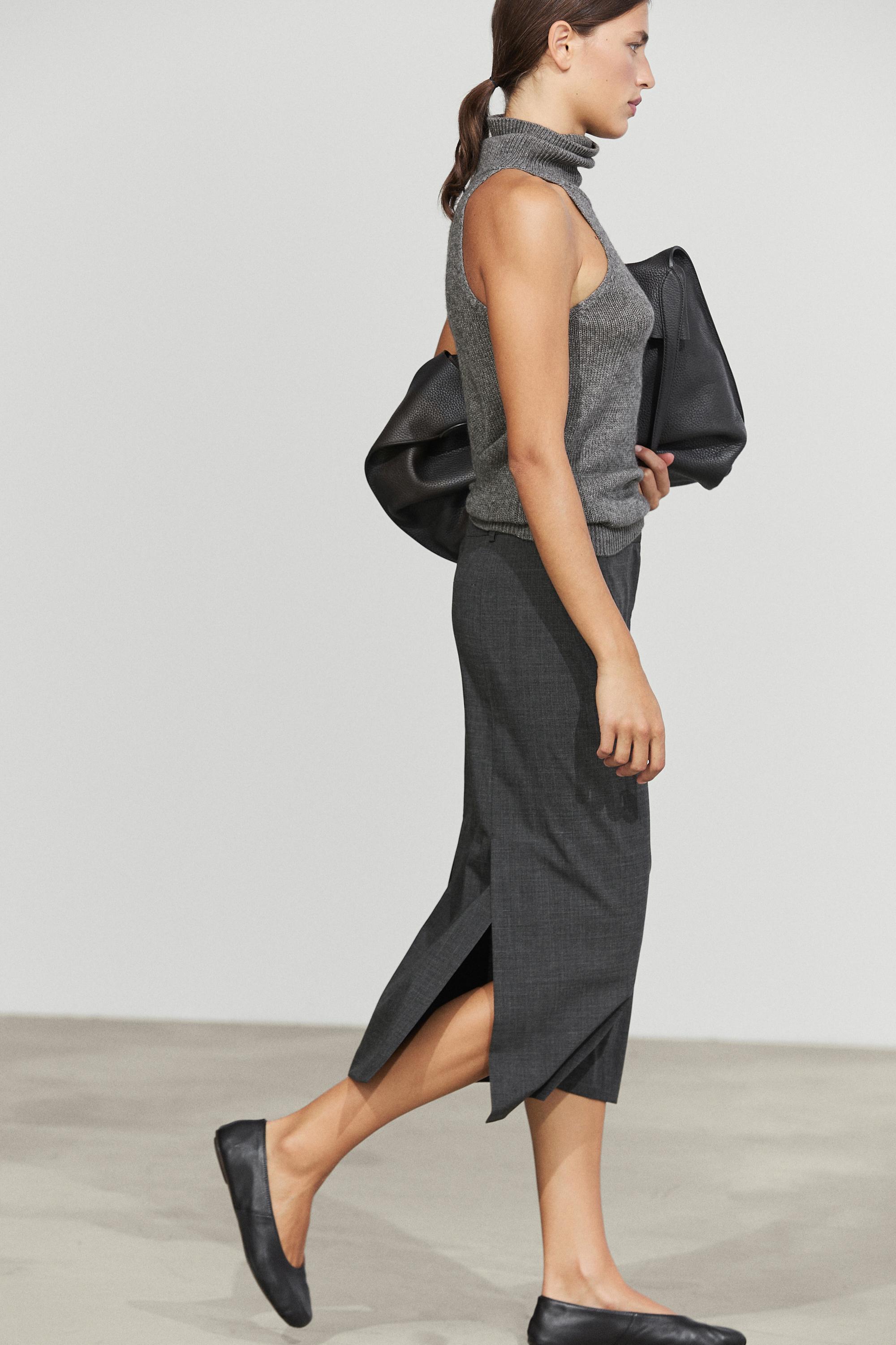 Halter neck knit top - thumbnail 5