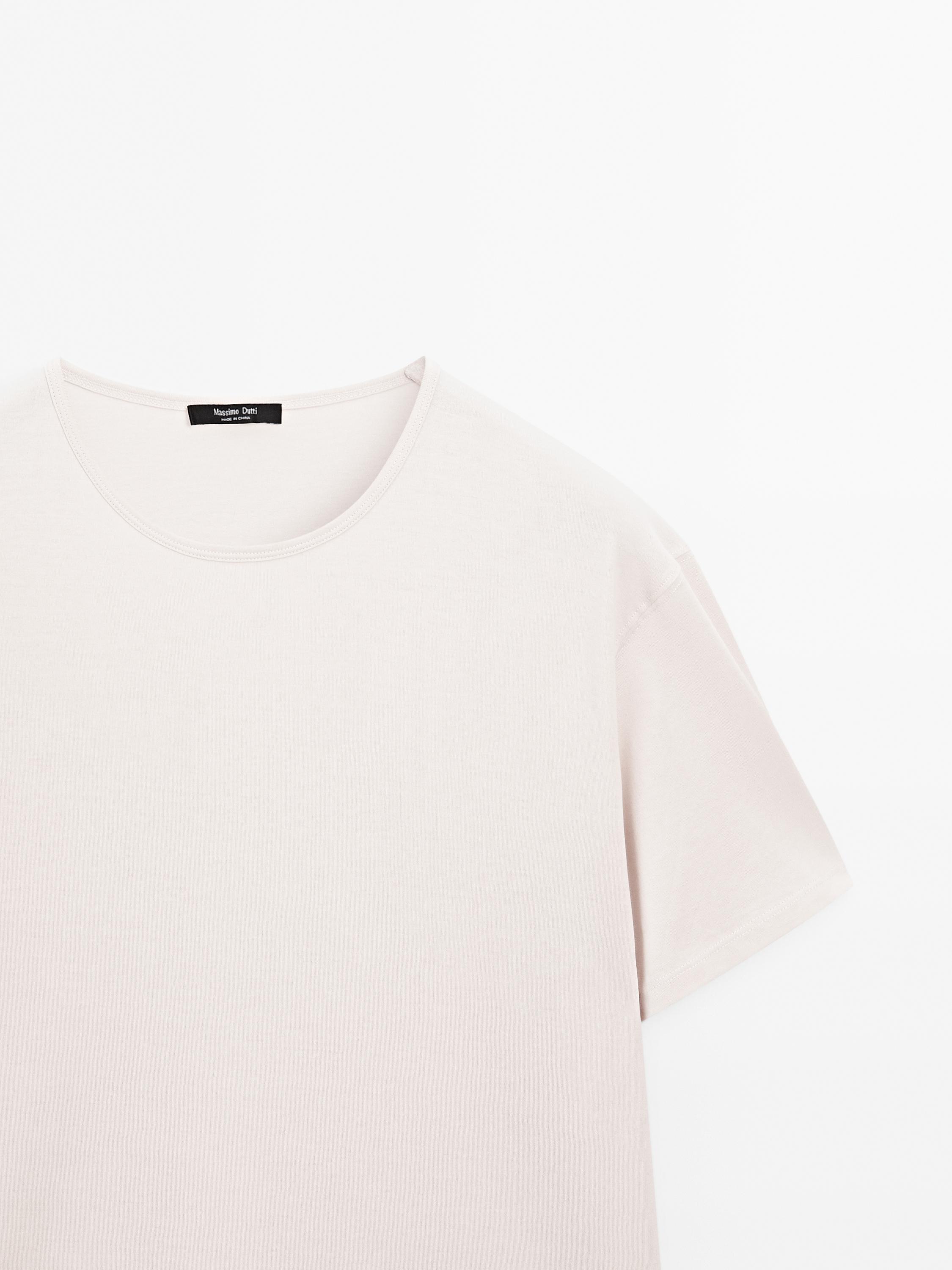 100% cotton lightweight T-shirt