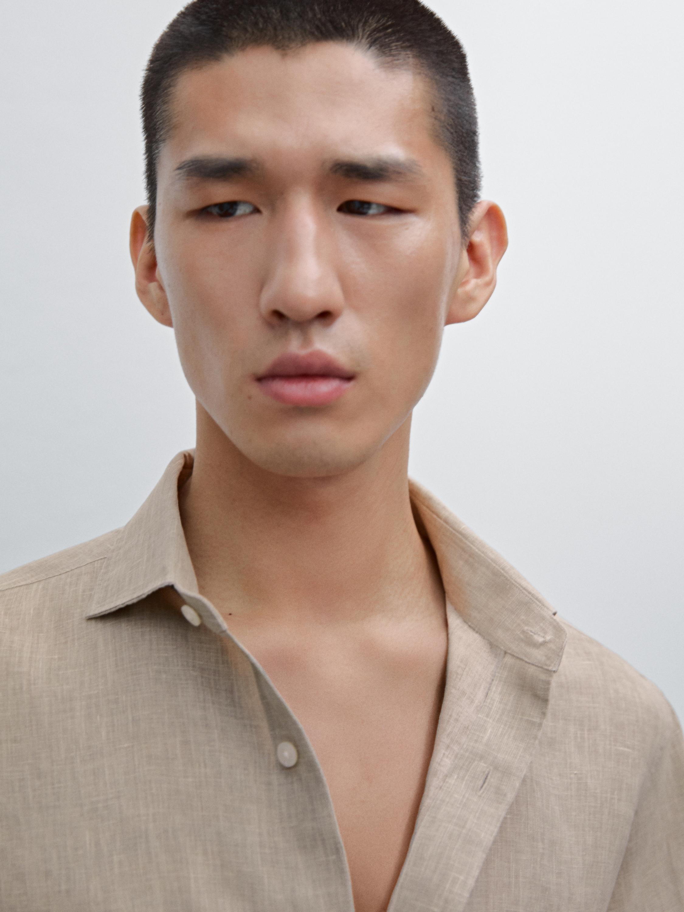 Lightweight regular fit 100% linen shirt