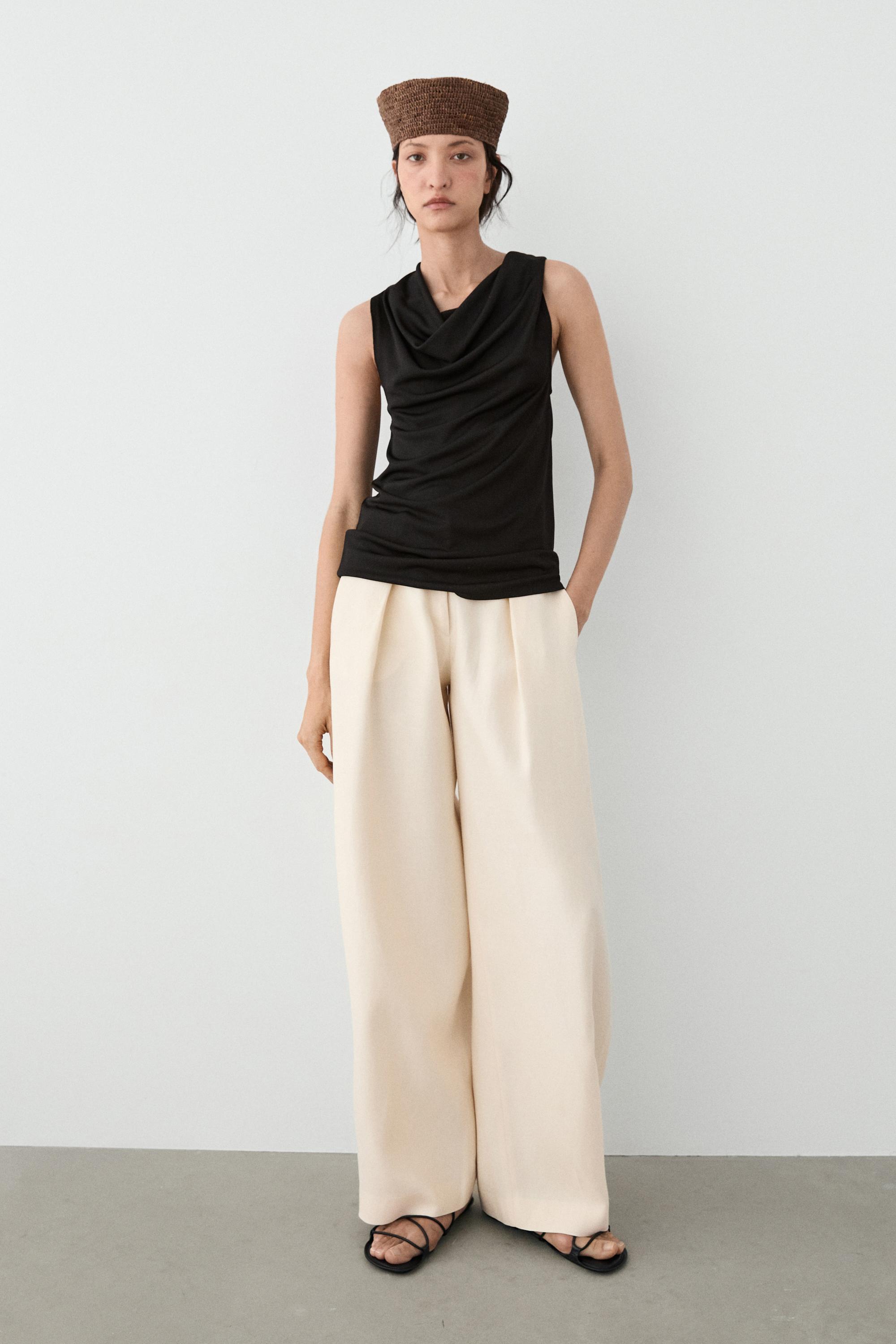 Flowing top with knot detail — BLACK
