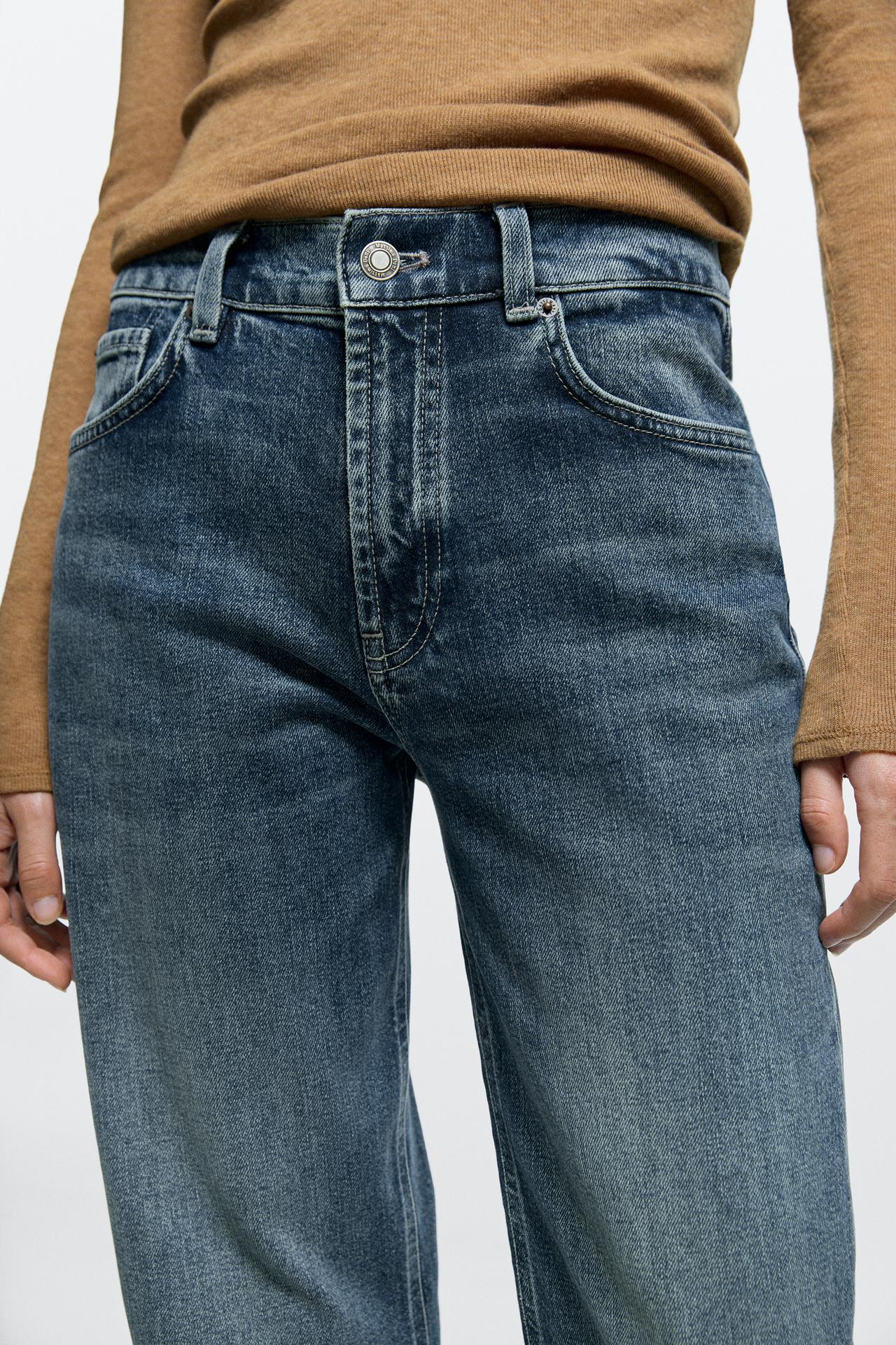 Mid-waist straight-leg jeans — MEDIUM BLUE