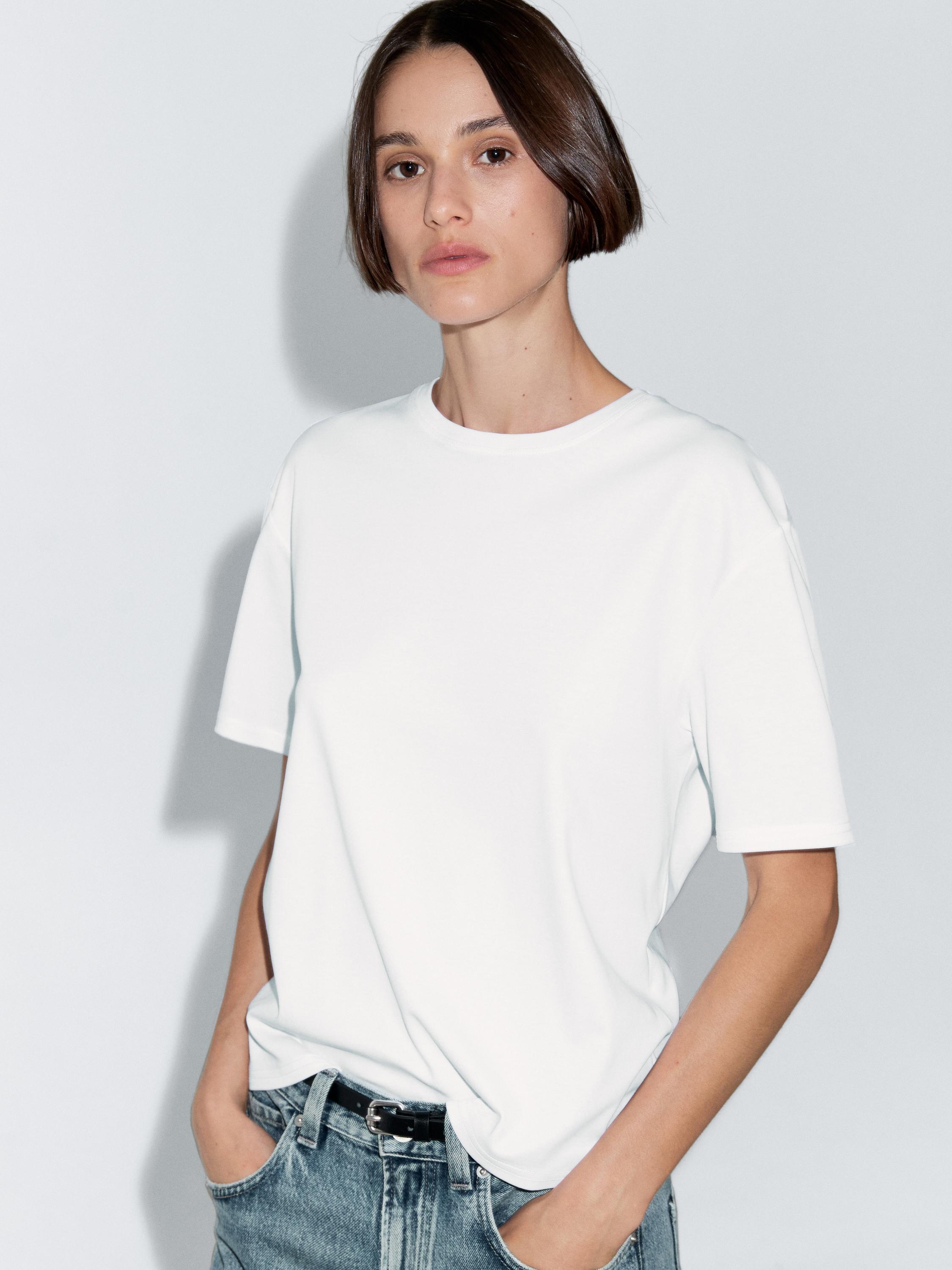 Short-sleeve T-shirt with back seam detail