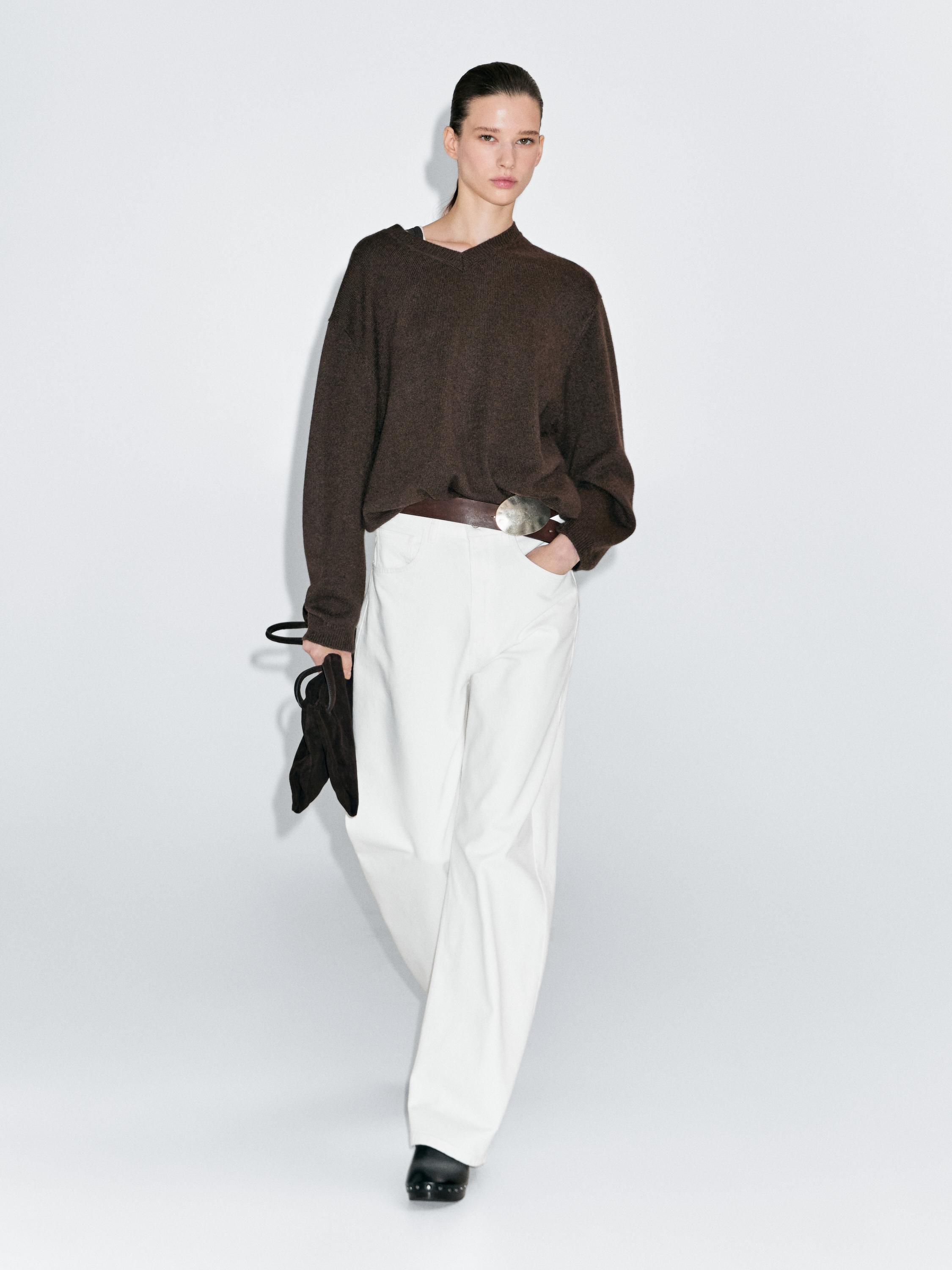 Oversize cashmere V-neck sweater