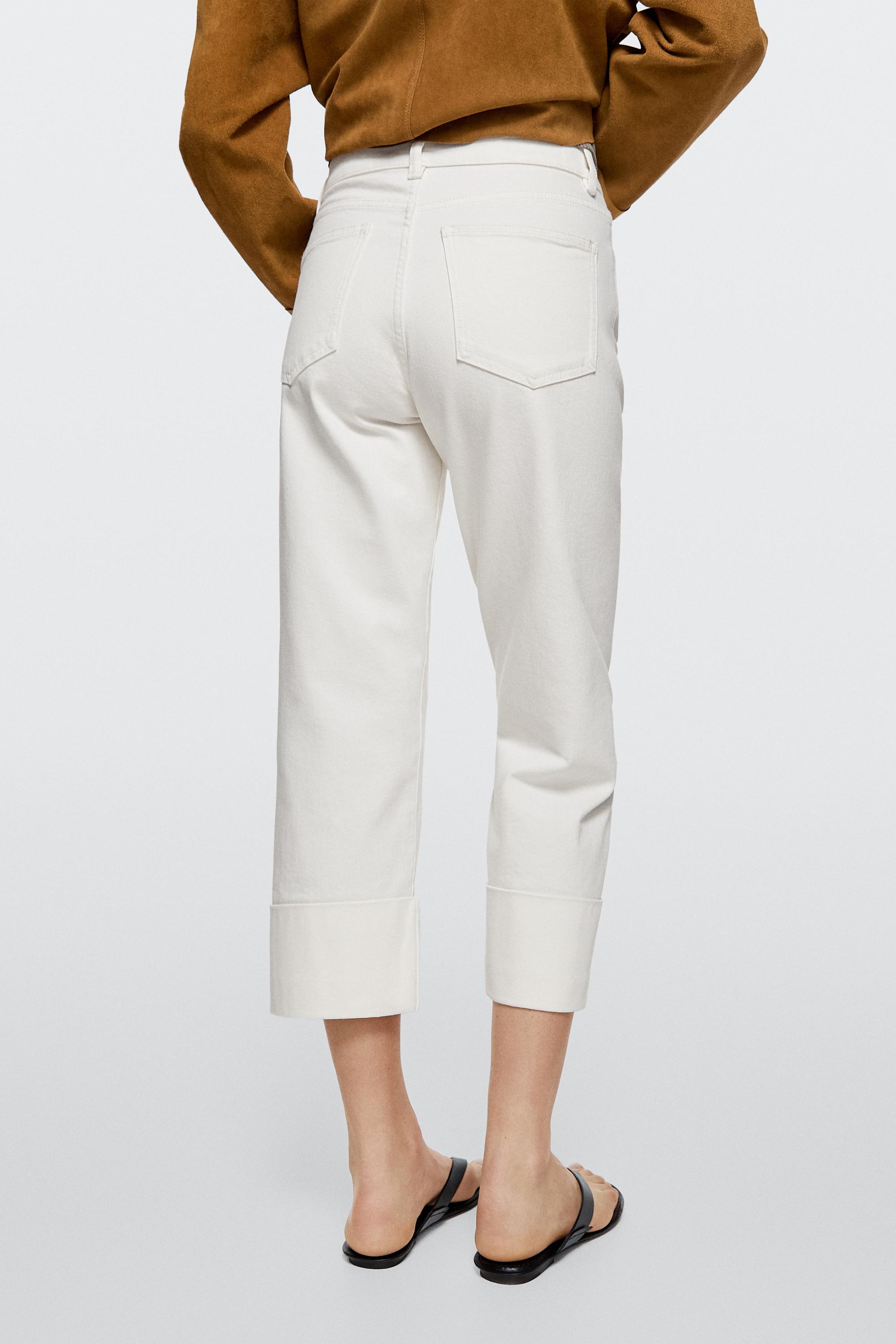 Mid-rise capri jeans with turn-up hems — Off white