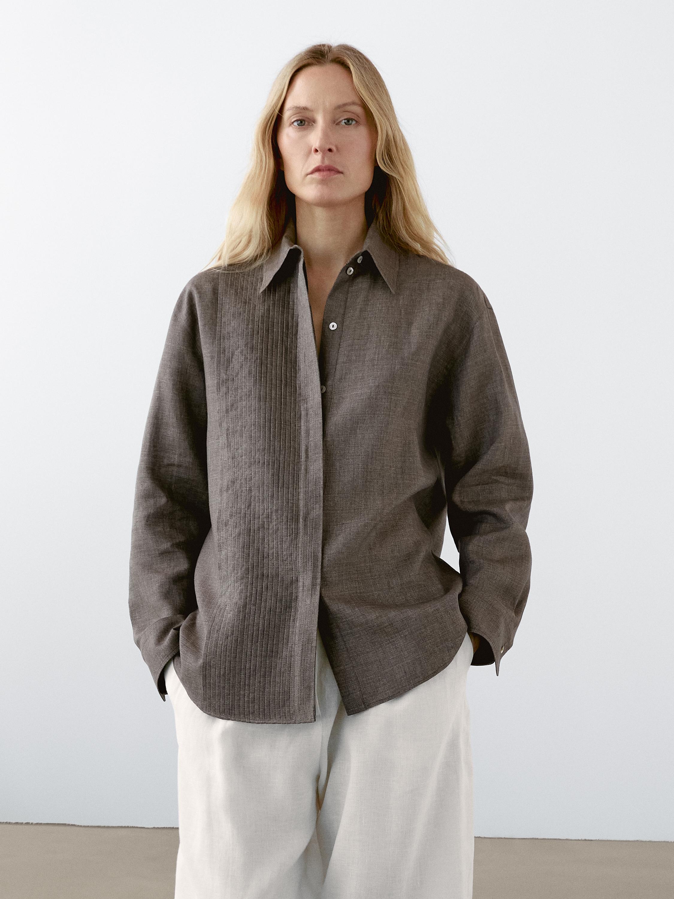 Lightweight 100% linen shirt with pintucks