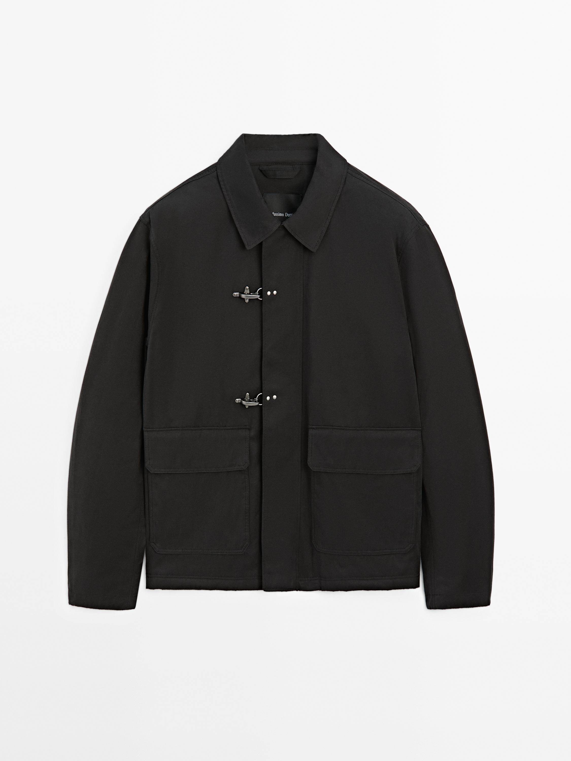 Water-repellent toggle jacket