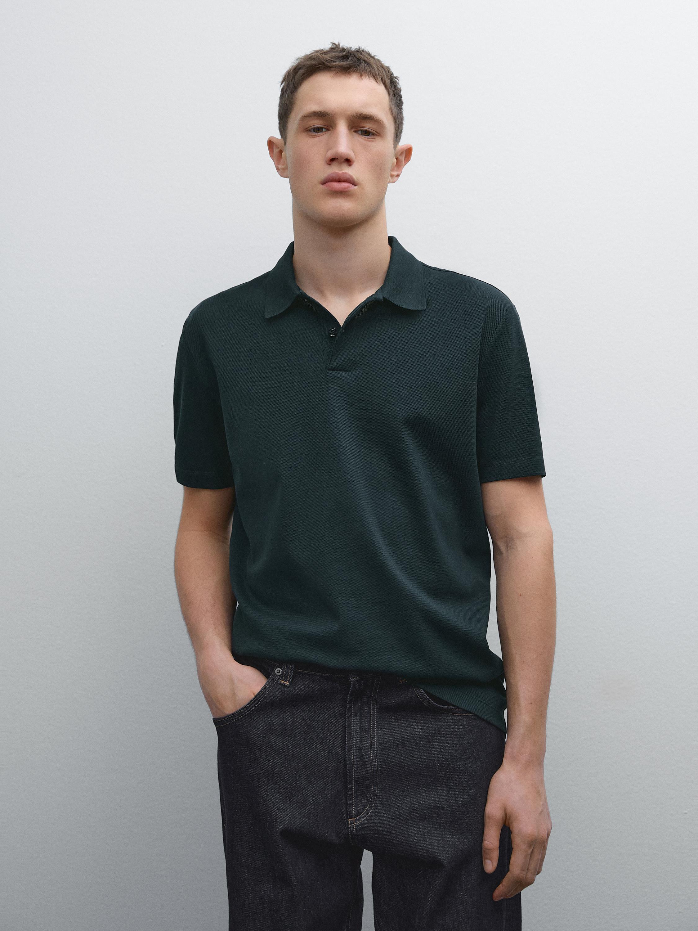 100% cotton polo shirt with micro textured weave