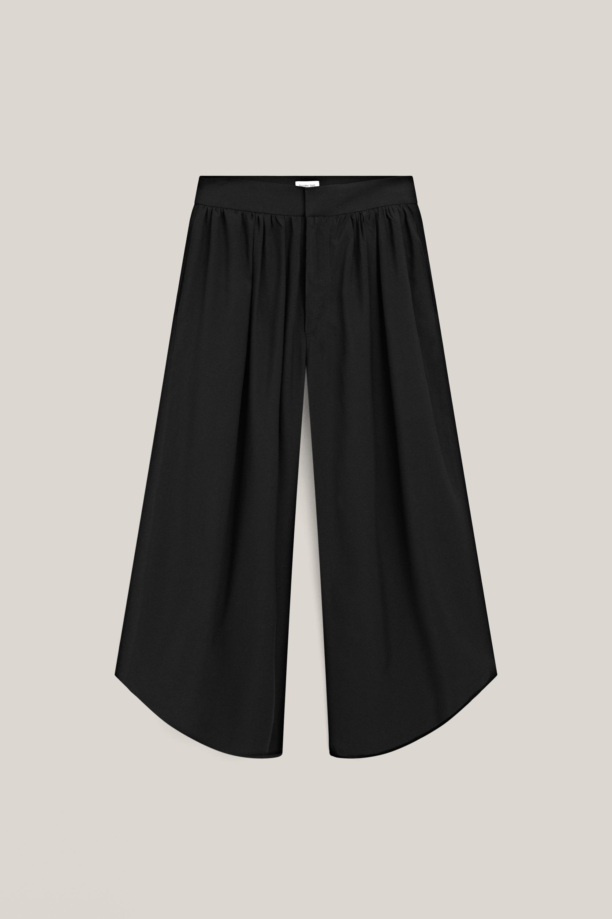 Culottes with pleated details - LIMITED EDITION — BLACK