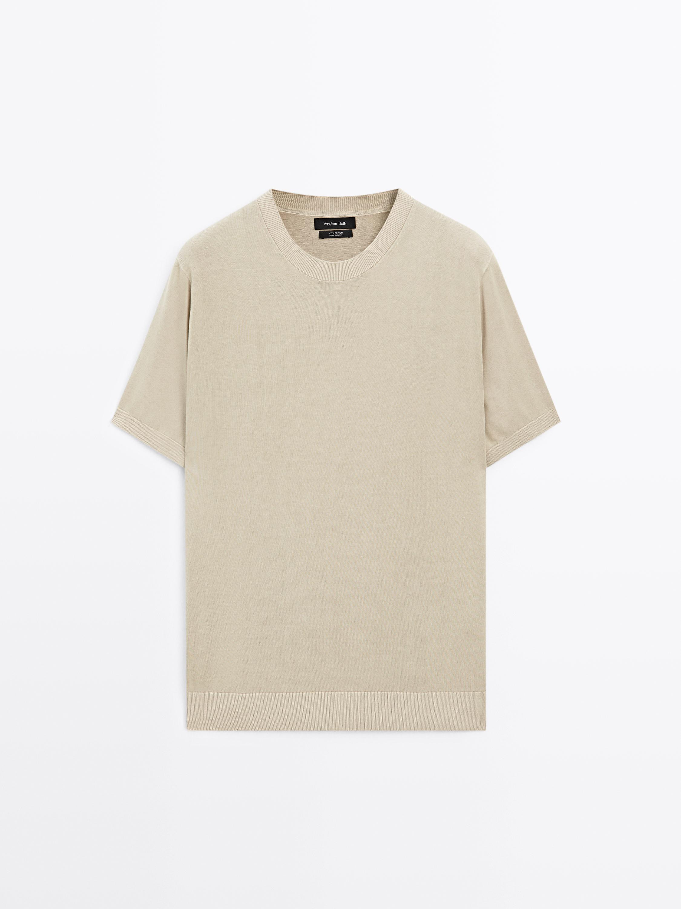 Short sleeve knit T-shirt