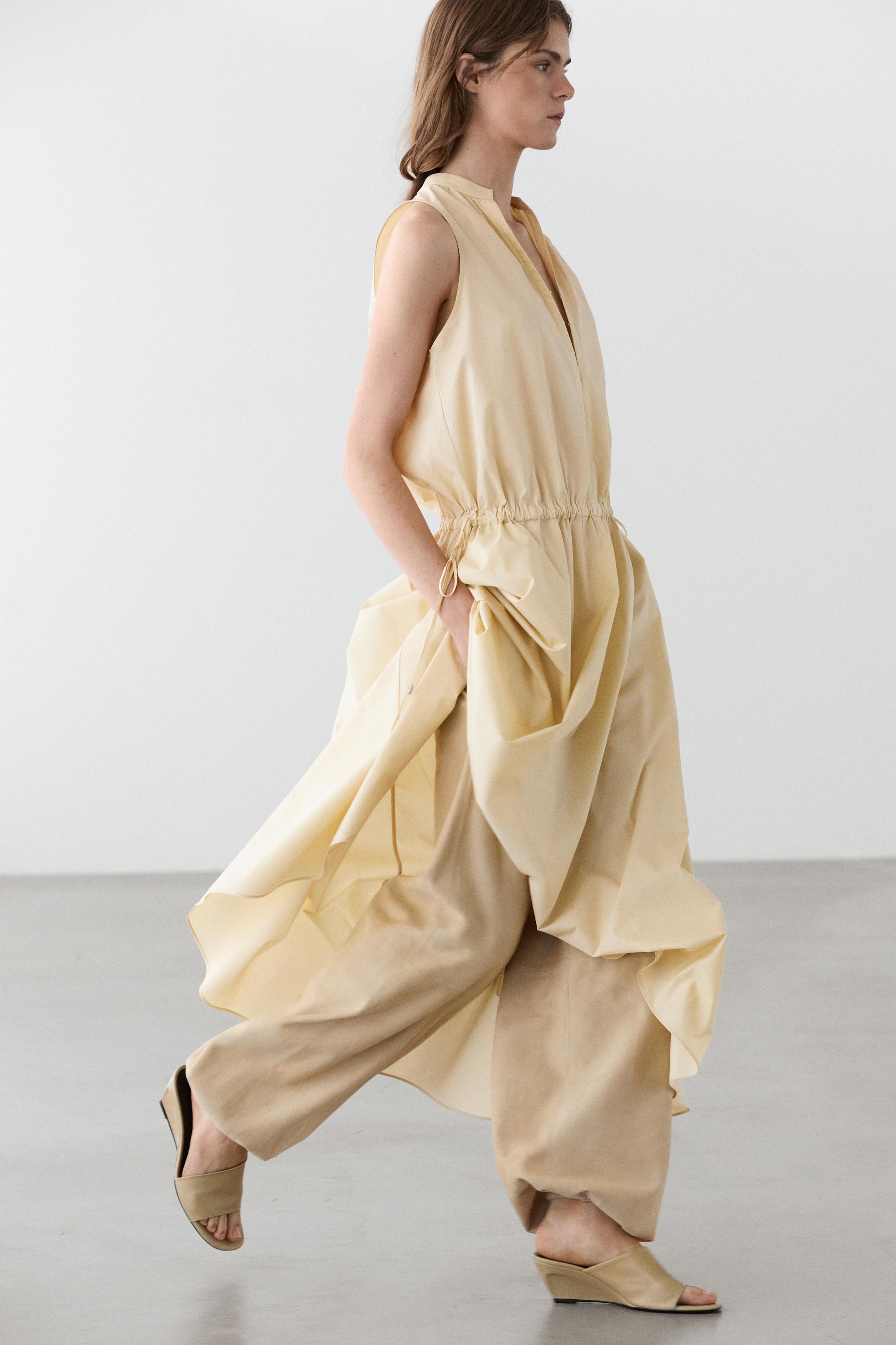 100% cotton midi dress with elasticated waist — PALE YELLOW