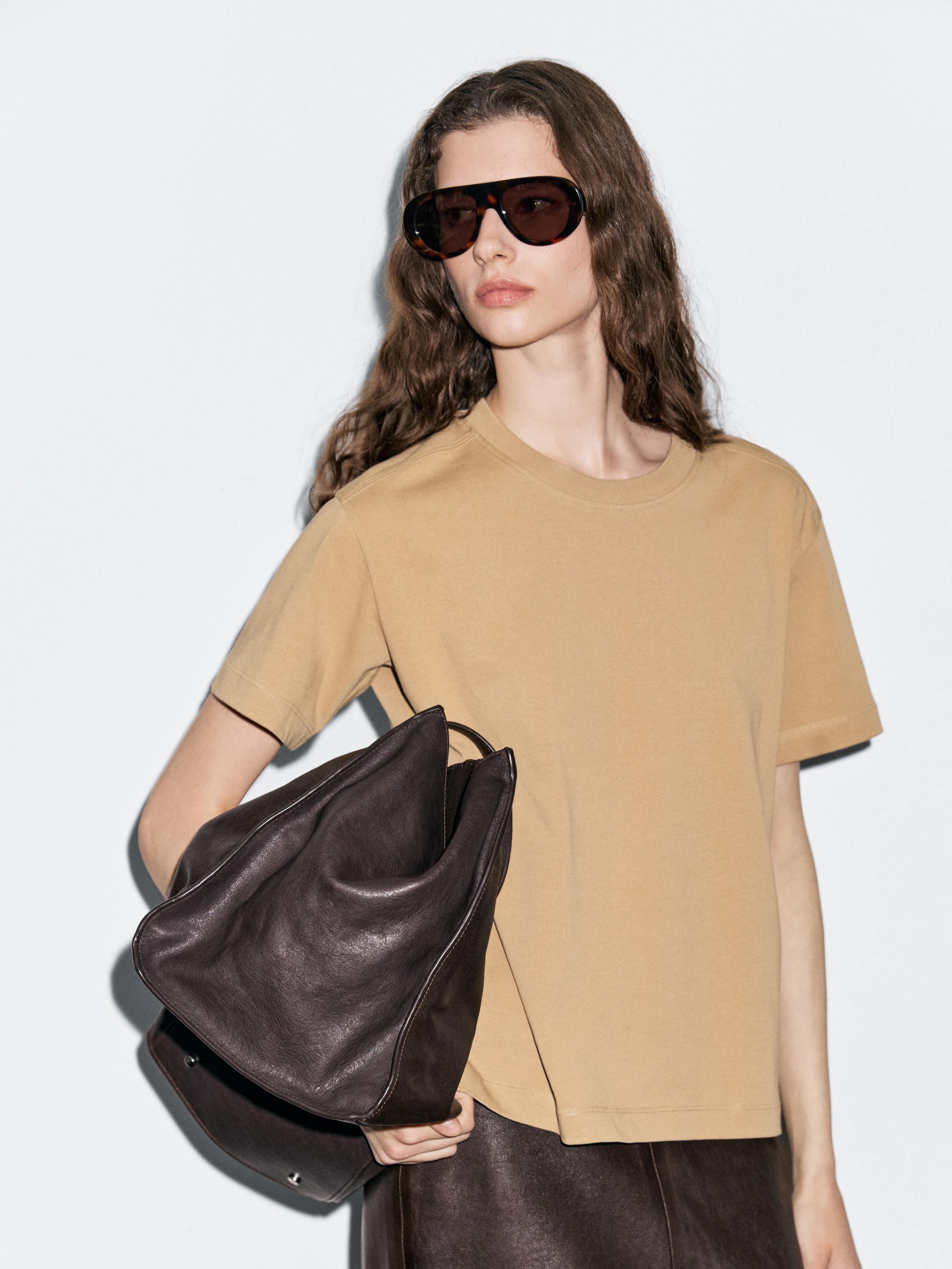 100% cotton short-sleeve T-shirt