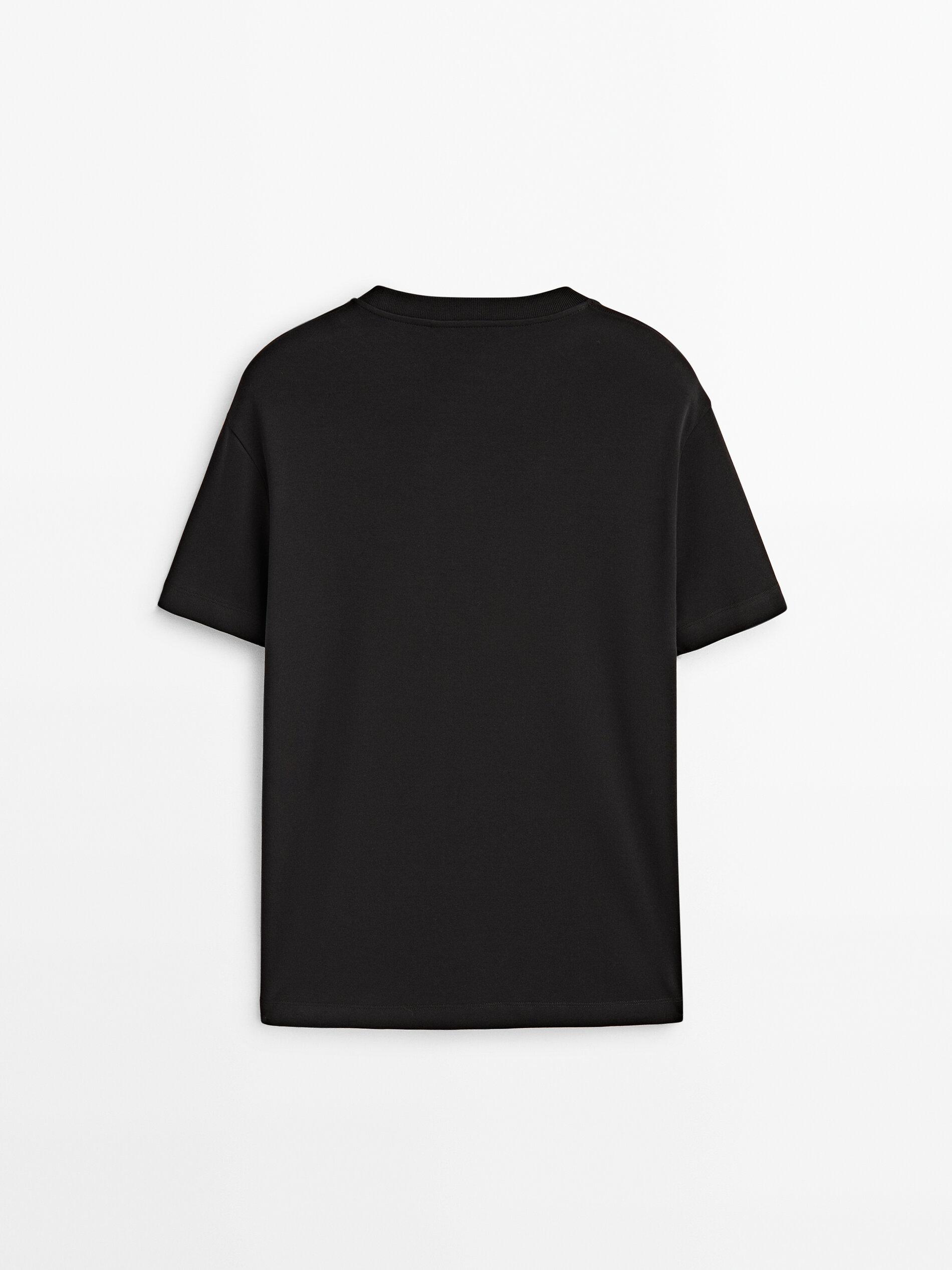 Short sleeve crew neck T-shirt