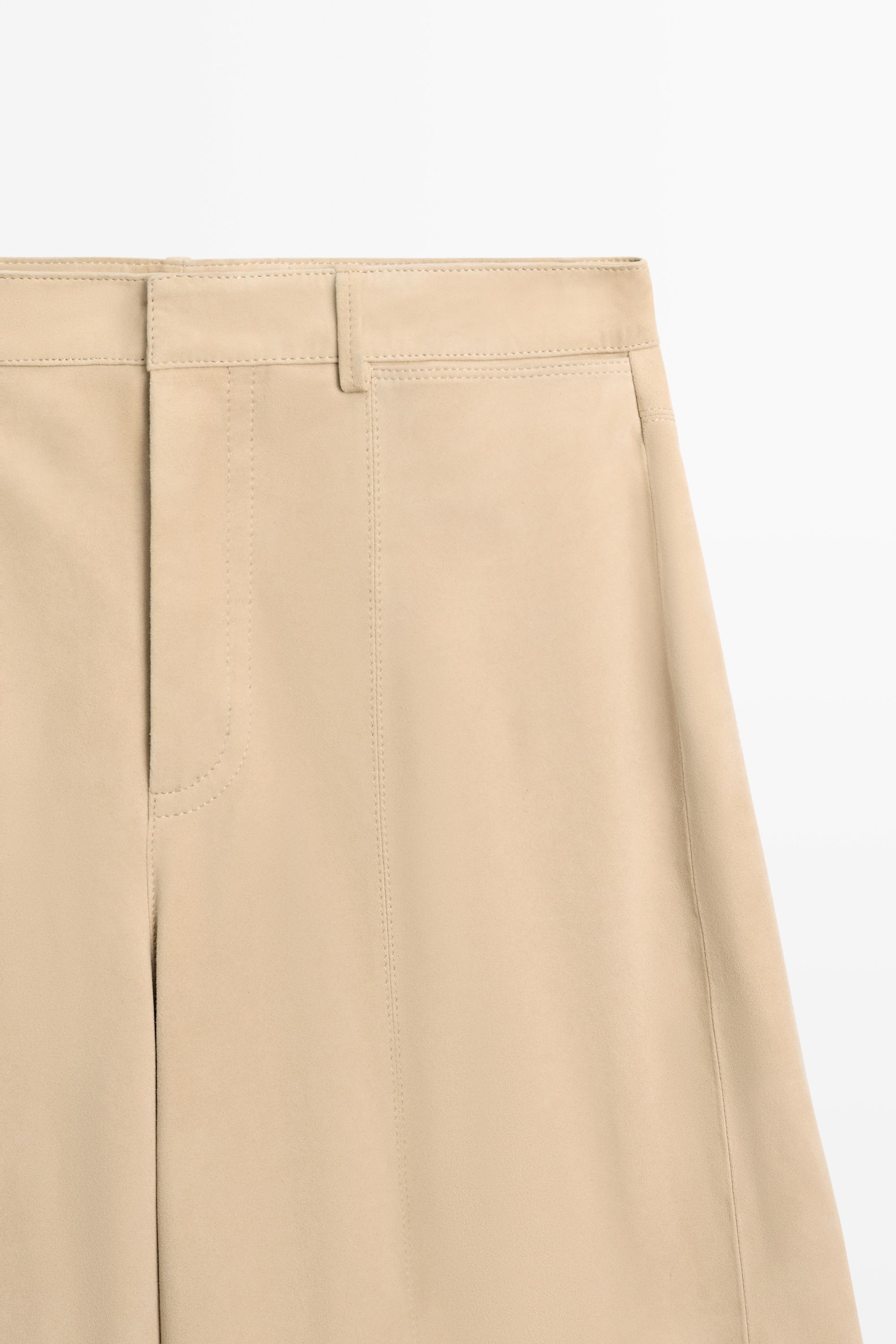 Long suede leather Bermuda shorts — BEIGE