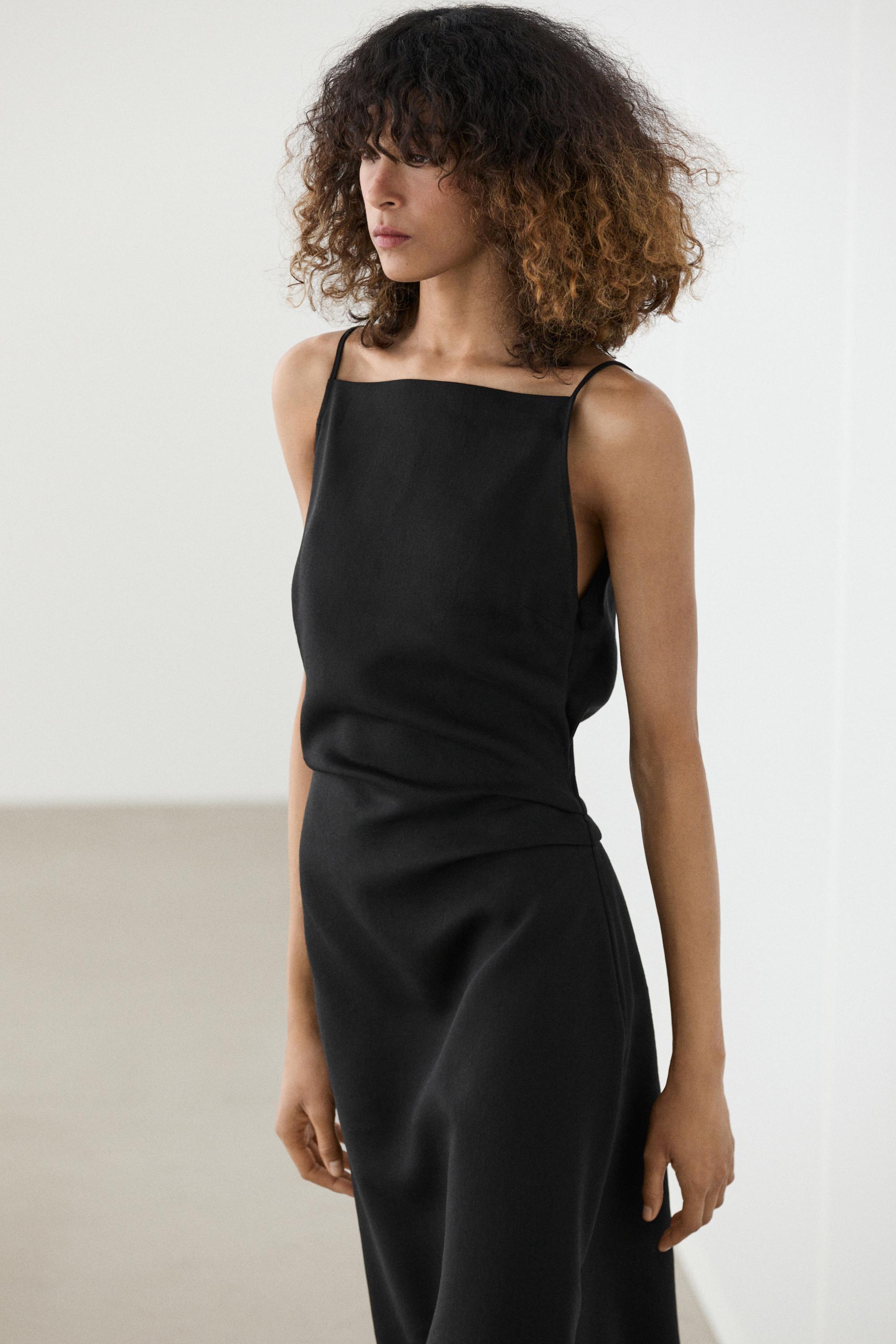black straight dress Carnation Satin Maxi - US 4 elsewhere unlined Invisible zip on left side Grip on inner bust Perfect for formal or prom! Rihoas Elegant Black Tie Strap