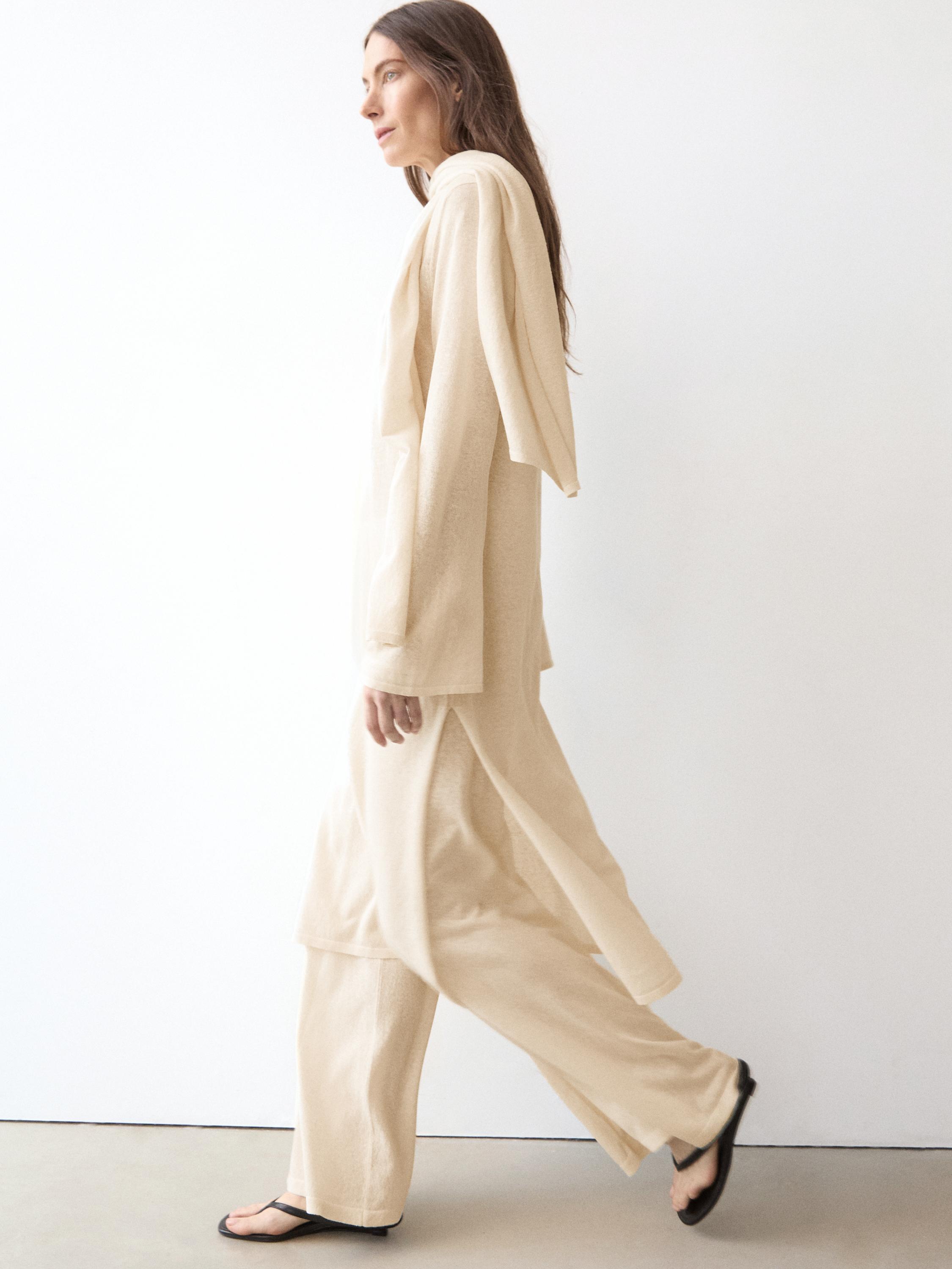 Total look flowing tunic dress — Vanilla