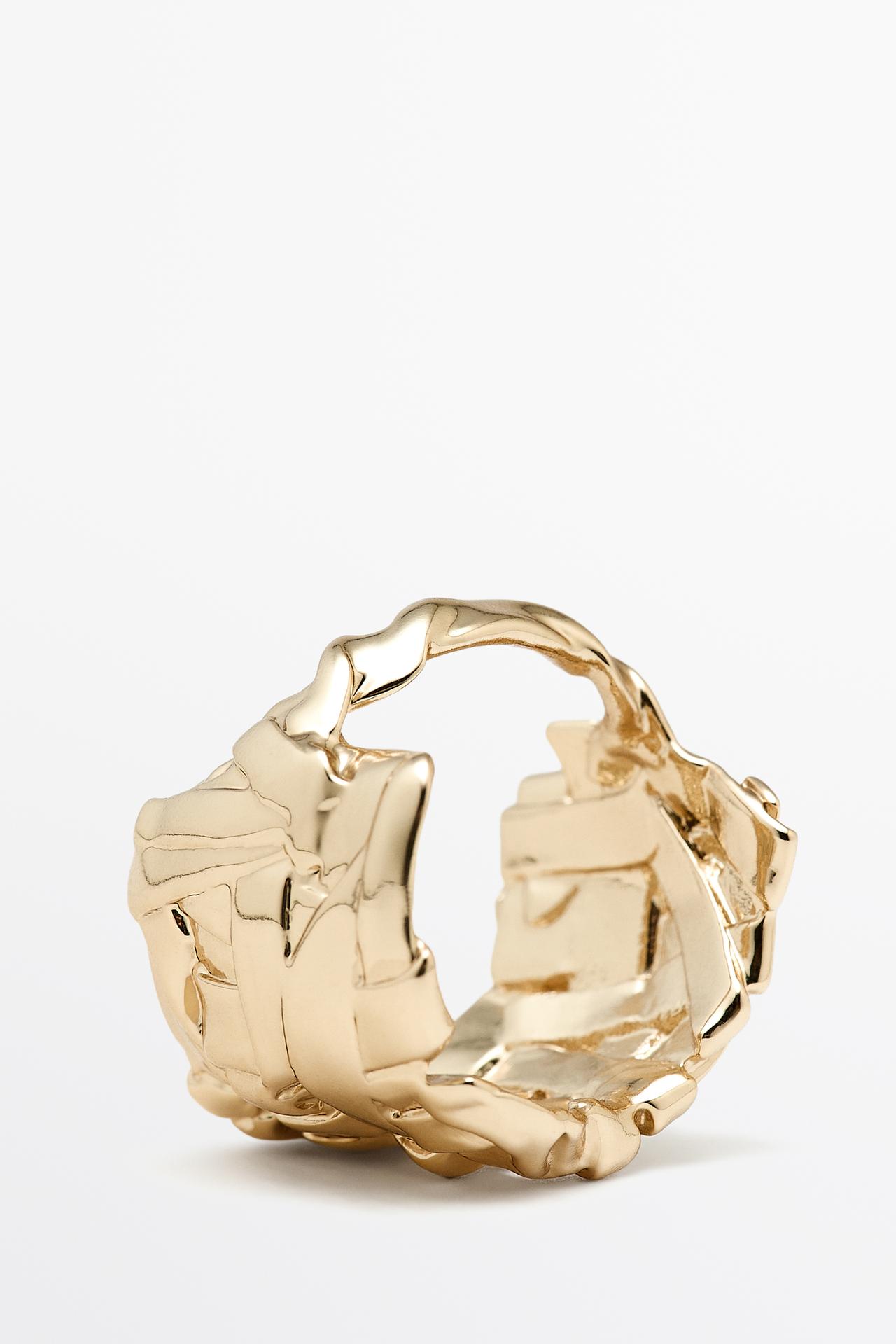 Basket detail ring — GOLDEN