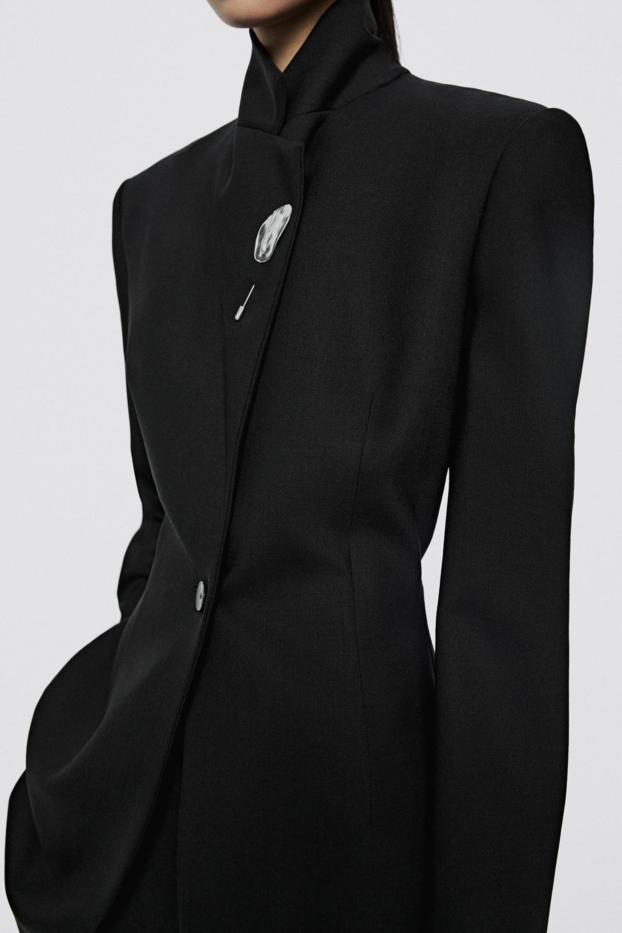 Button detail suit blazer - LIMITED EDITION — BLACK