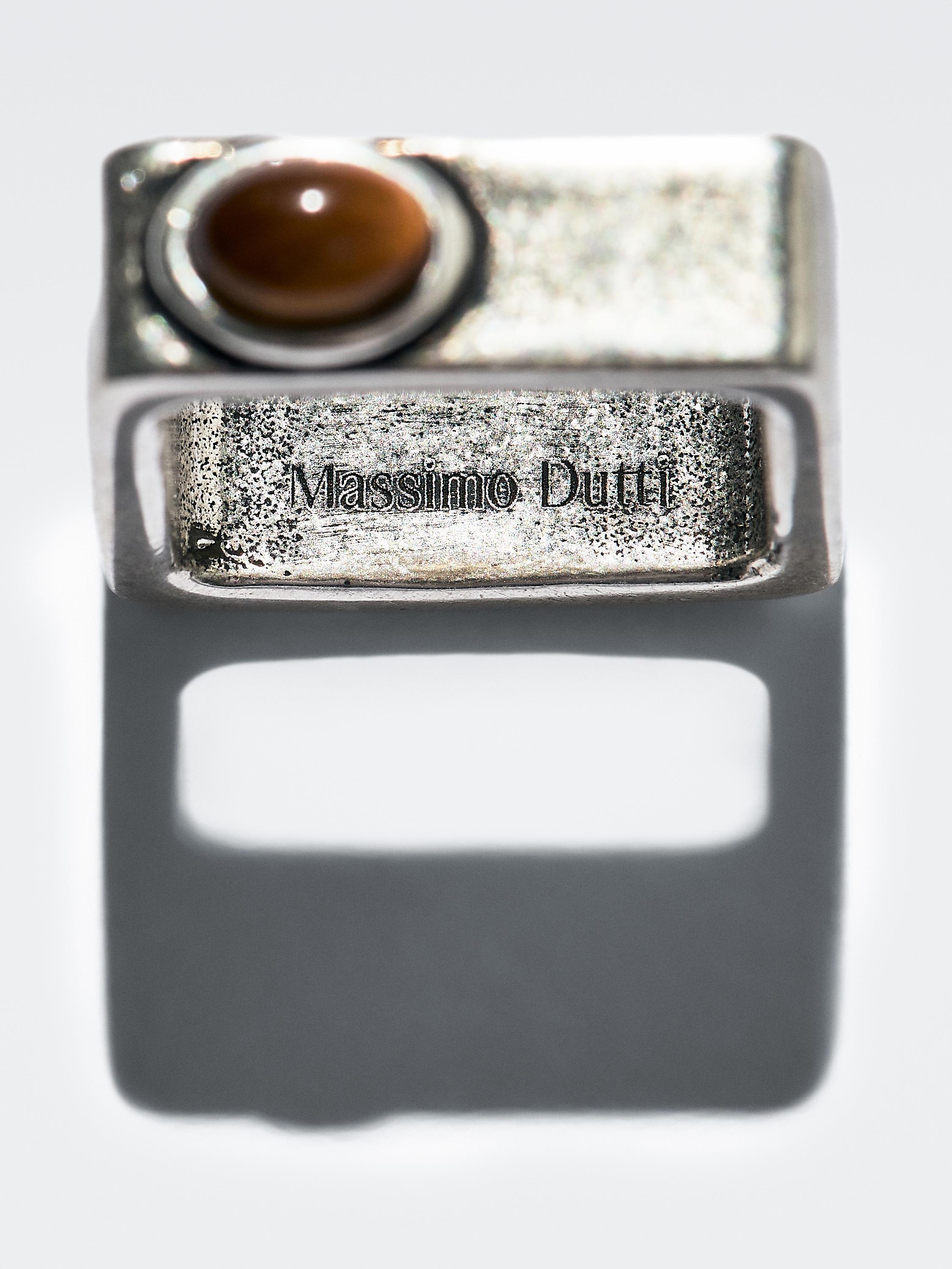 Pack of geometric stone rings