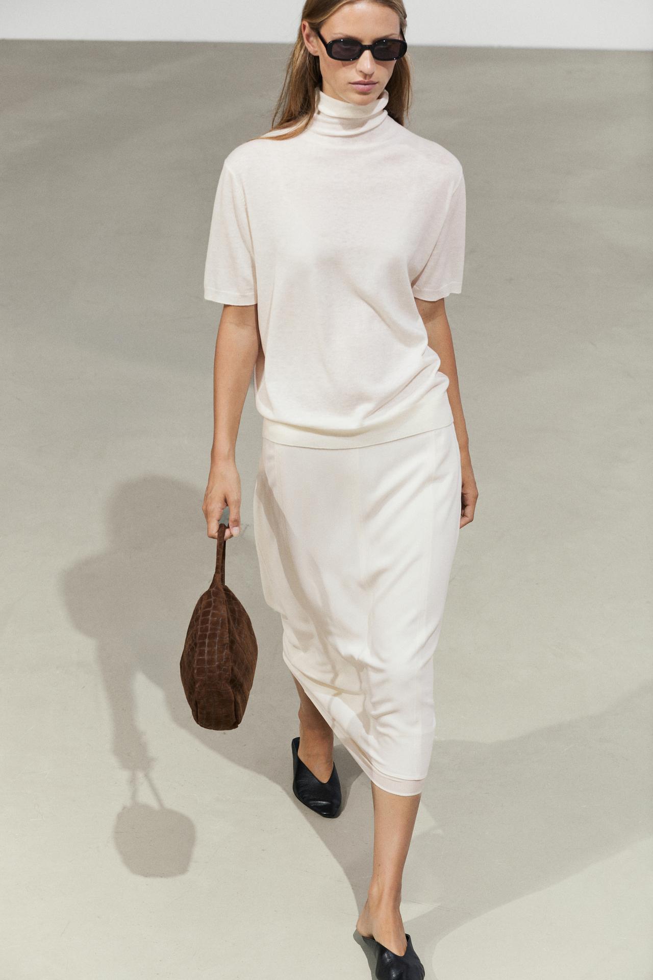 Wool blend turtleneck knit sweater — CREAM