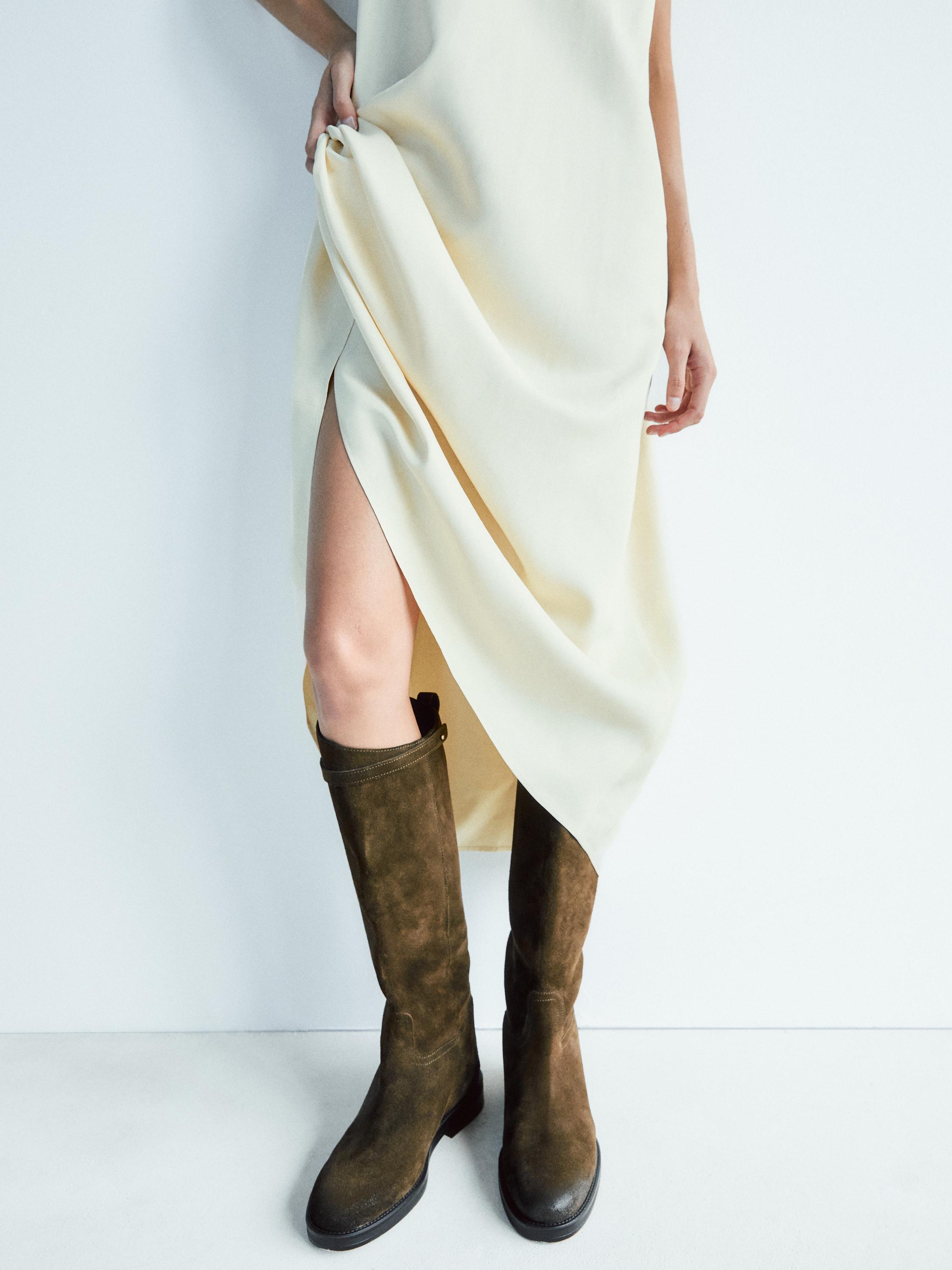 Oiled split suede riding boots