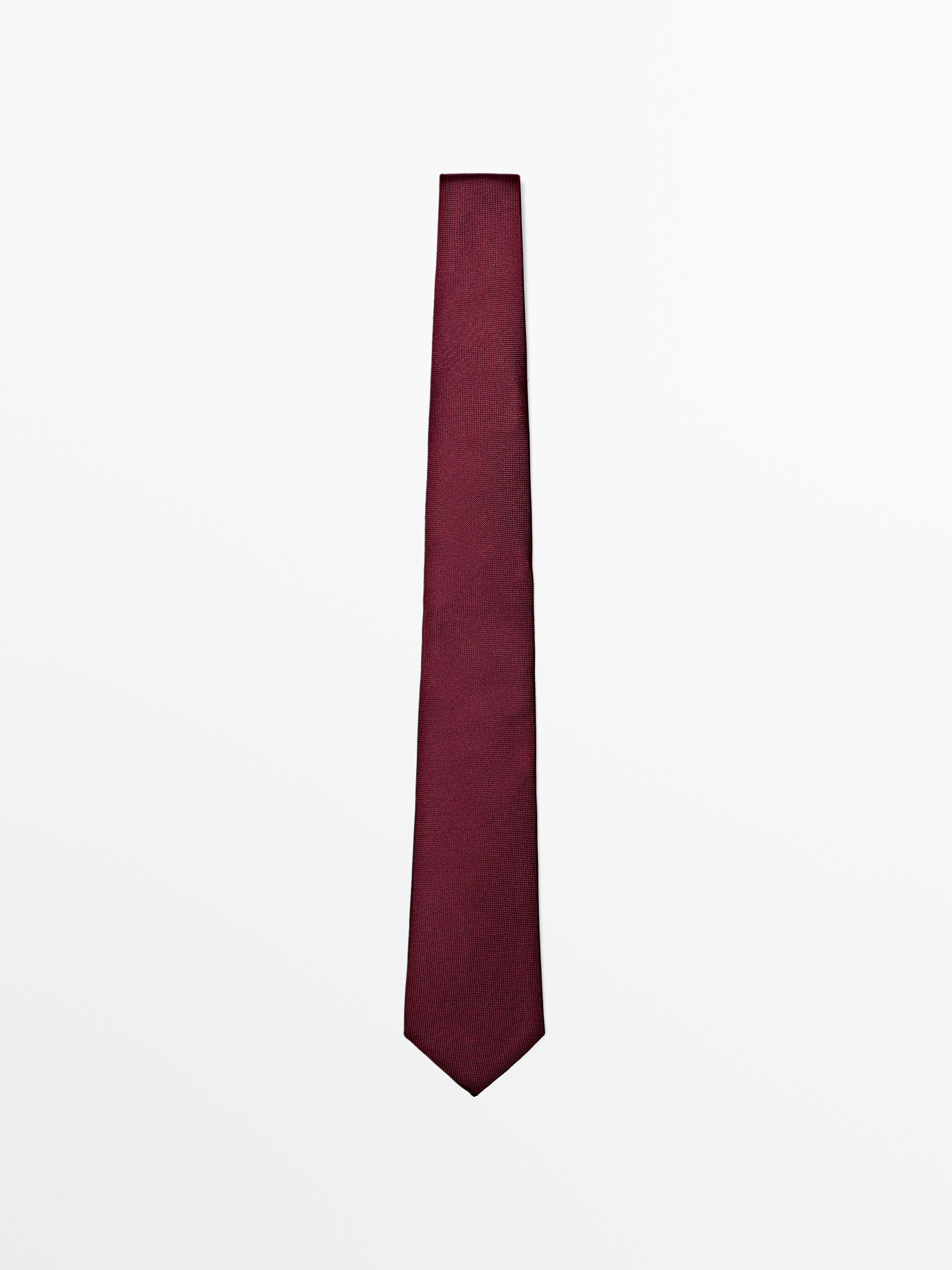 100% silk textured tie — MAROON