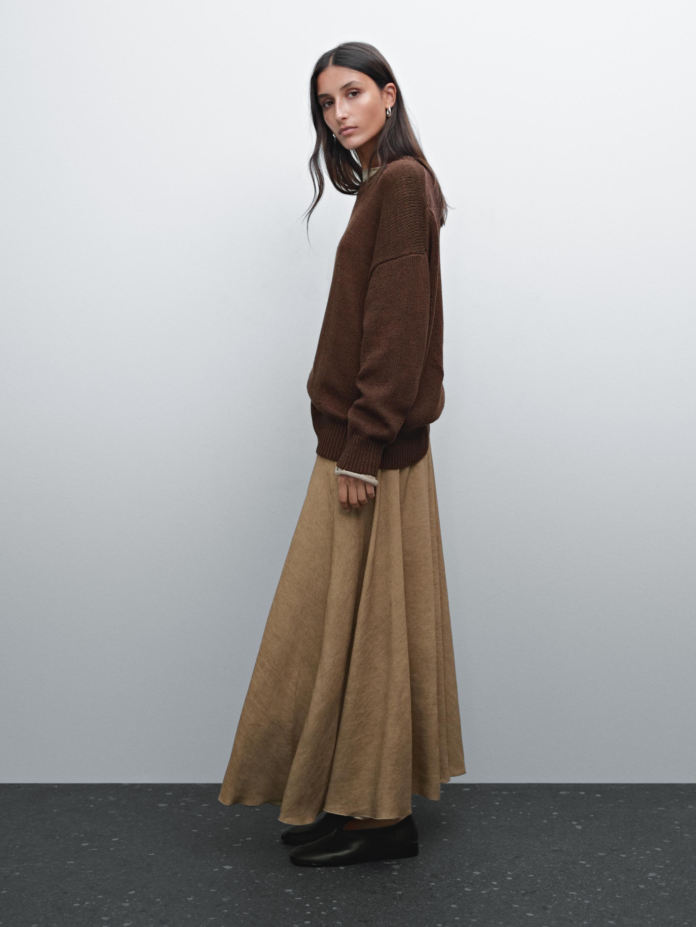 Knitted pullover round neck linen blend